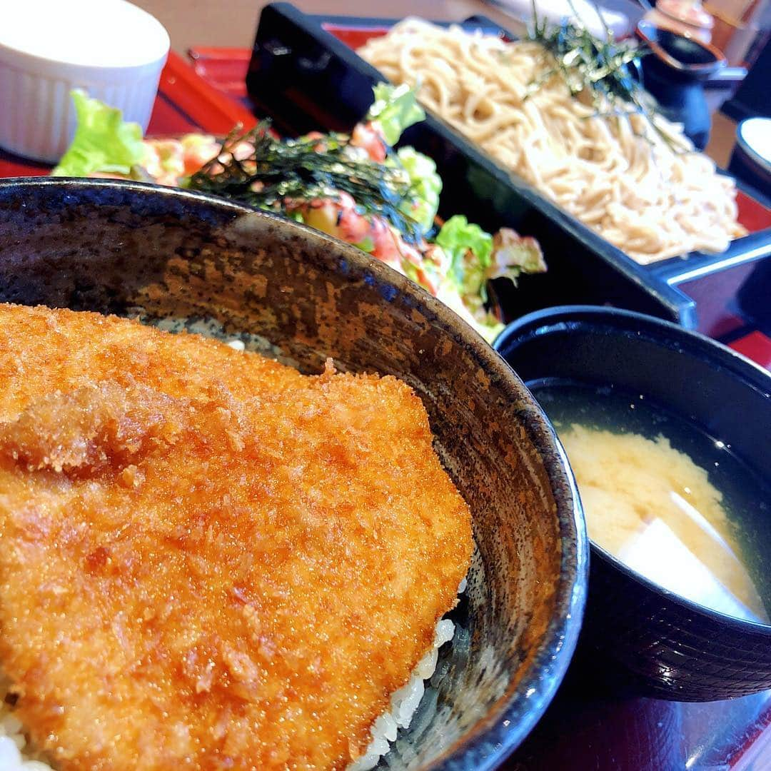 斉藤ひかりさんのインスタグラム写真 - (斉藤ひかりInstagram)「お昼は久しぶりのタレカツ丼😋 駅南ドンキ内にある政家さん✨  #ランチ #政家 #タレカツ丼 #ご当地グルメ #新潟市 #ドンキ #お蕎麦も食べた #お腹いっぱい #午後はたくさん動かねば」3月19日 13時14分 - hikarisaito1027