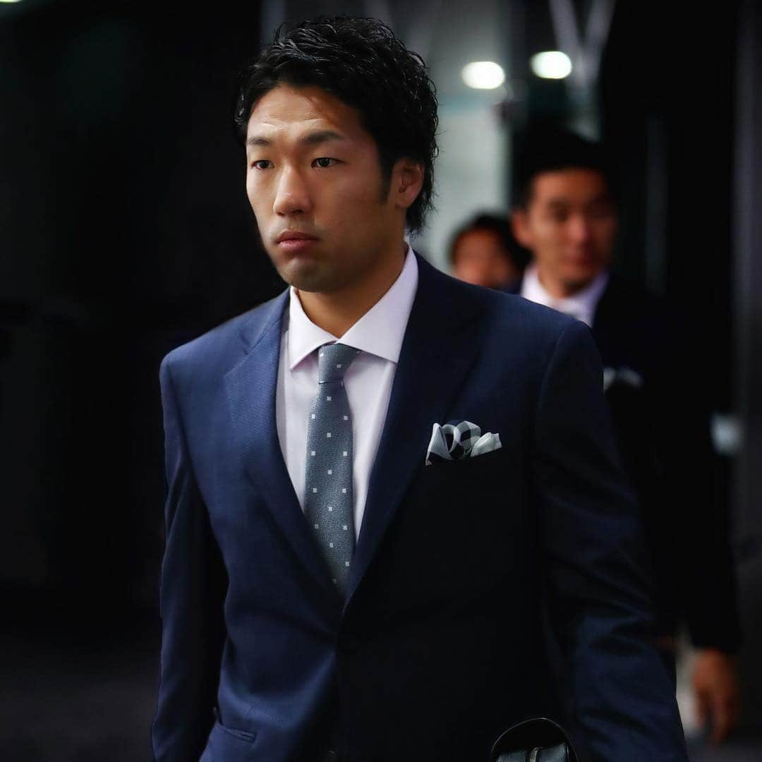 鹿島アントラーズさんのインスタグラム写真 - (鹿島アントラーズInstagram)「Suit!  #鹿島アントラーズ #kashimaantlers #jリーグ #jleague #newyorker #suit #町田浩樹 #kokimachida #伊藤翔 #shoito #三竿健斗 #kentomisao #平戸太貴 #taikihirato #セルジーニョ #serginho #安部裕葵 #hirokiabe #土居聖真 #shomadoi」3月19日 13時24分 - kashima.antlers