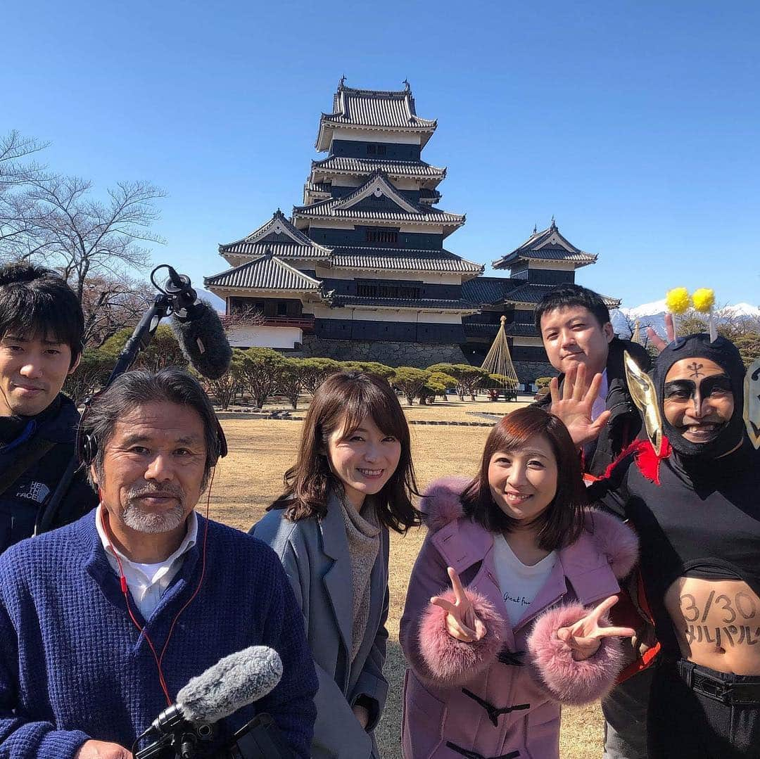 本谷亜紀さんのインスタグラム写真 - (本谷亜紀Instagram)「長野のラーメンロケにて😊🍜大食い女王三宅さんとスタッフの皆さんと💕この日はとーってもお天気が良くて気持ちよかったなぁ👌👌 #長野 #ラーメン #テレビロケ」3月19日 13時25分 - akichi0518_ramen