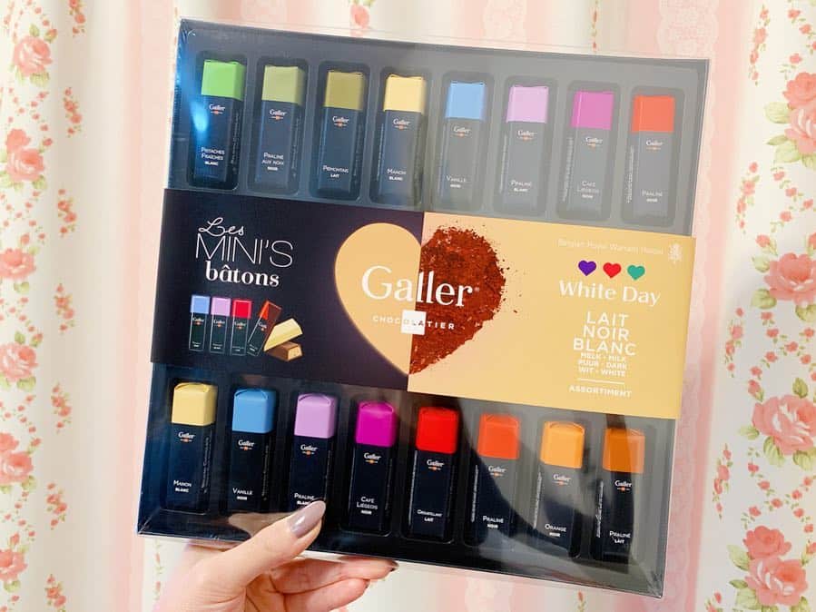 のインスタグラム：「. 高まるいただきもの🍫🎨🍪🌸いただきま〜す . . SpecialThanks コロコロちゃん jetさん . . .」