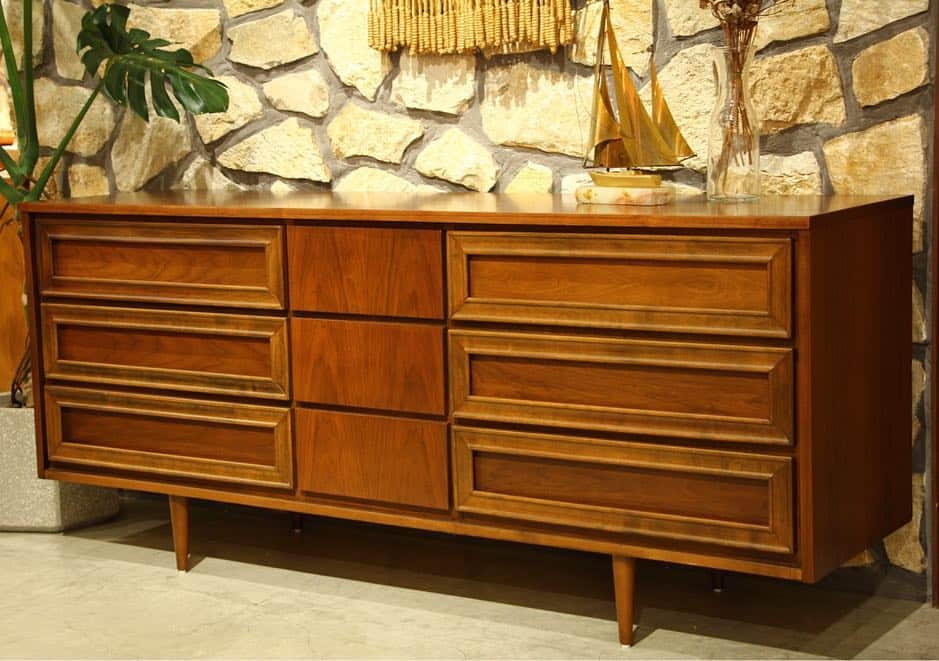 のインスタグラム：「vintage  F9574/DRESSER  W1780 D485 H775  Contact:ACME Furniture jiyugaoka Tel:03-5731-9715」