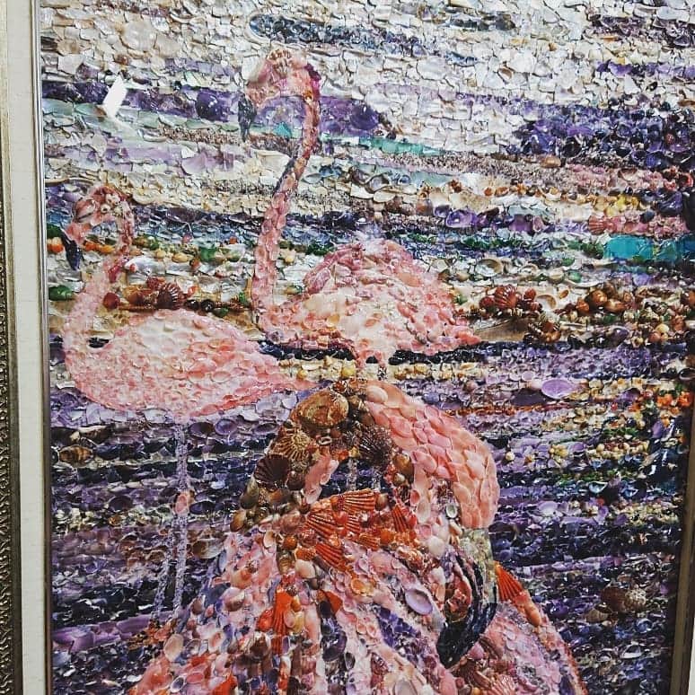 加藤沙知さんのインスタグラム写真 - (加藤沙知Instagram)「3/20(水)の MRTテレビ「わけもん!!」 ・ ・ "藤岡弘、宮崎ぶらり旅" は、貝殻を使って素敵なアートを制作する女性のもとへ伺いました♪  自然が作り出す色は神秘的で、作品になるとコントラストが、本当に美しかったです！  宮崎の海を大切に思うお二人が制作される作品は温かさに包まれていました♪  20日(水)夜7時57分～放送の、 MRTテレビ「わけもん!!」ご覧下さい！ ・ ・ 【その他】 #サラオレイン さんの  #青島 #ぶらり旅 も！#ひむか芸術舞台  #老舗 #うどん店 の挑戦に密着  #MRT #テレビ #わけもん #藤岡弘、宮崎ぶらり旅 #貝殻アート #絵 #作品 #宮崎 の#海 #うどん」3月19日 20時02分 - mrt.kato