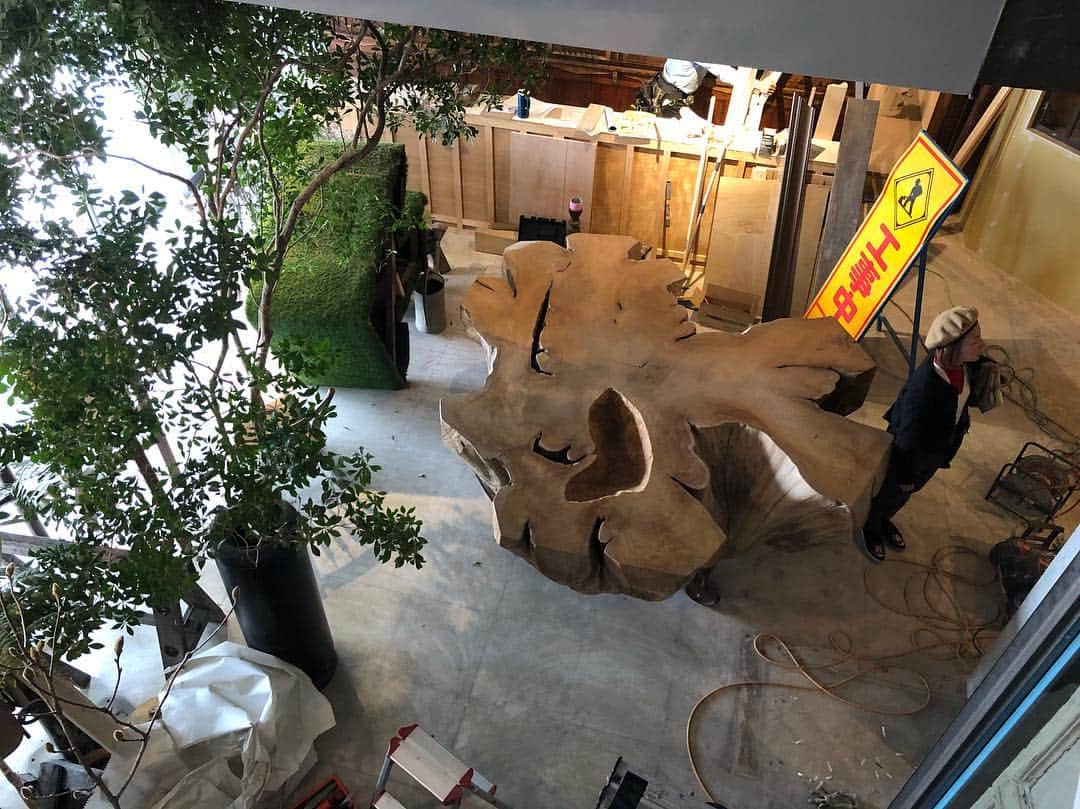 小林拓一郎さんのインスタグラム写真 - (小林拓一郎Instagram)「家具を見てきました。  @storeinfactory  #tdx #storeinfactory」3月19日 14時36分 - kobataku33