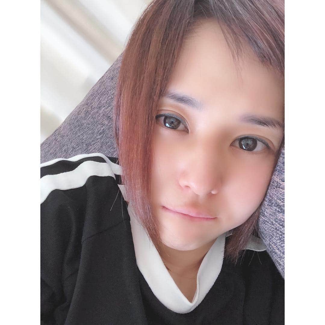 蒼井そらのインスタグラム：「I need to take a nap...」
