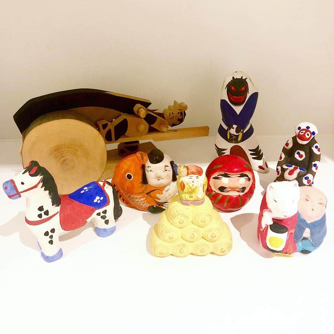 BEAMS JAPANさんのインスタグラム写真 - (BEAMS JAPANInstagram)「＜郷土玩具展＞ BEAMS JAPAN1階にて開催中のイベント 『Swimsuit Department 郷土玩具展』 追加入荷商品を一部ご紹介いたします！！ . 今回の期間限定POP UPでは、 地域性や文化・歴史が反映された ユニーク且つ可愛らしい玩具を 数多くご用意しております。 . 見た目で選ぶも良し、縁起物にあやかるも良し、 是非お気に入りの1点を探しにいらしてください。 . ▼開催期間 2019/2/22(金)〜3/26(火)  BEAMS JAPAN 1F ☎︎ 03-5368-7314 #beams  #beamsjapan  #beamsjapan1st  #ビームスジャパン #新宿 #新宿三丁目 #swimsuitdepartment #郷土玩具展 #郷土玩具 #folktoys #popupshop #期間限定」3月19日 15時05分 - beams_japan