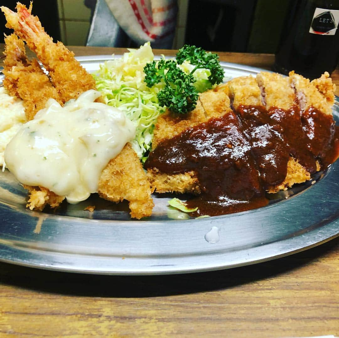 金村義明さんのインスタグラム写真 - (金村義明Instagram)「#50年の歴史ある洋食屋#スペシャルランチ#千円＃安すぎる#ビフカツ＆海老フライ＆スパゲティ＆ポテサラ＆ライス大盛り＆味噌汁#ライス少なめ言い忘れた！#30年の喫茶店#阪神ファン歴長い長い#コーヒーも深みがあり」3月19日 15時13分 - yoshiaki_kanemura