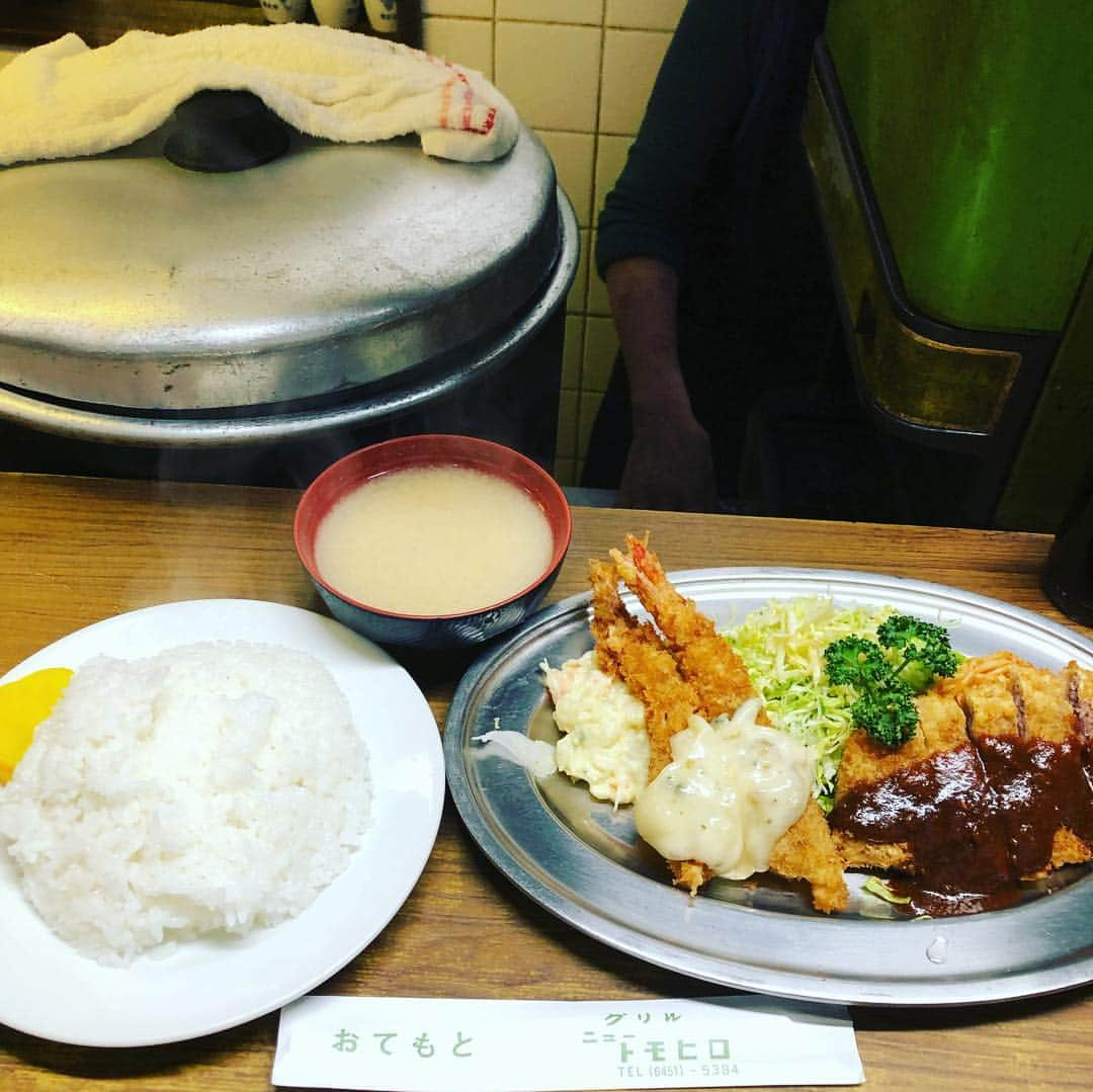 金村義明さんのインスタグラム写真 - (金村義明Instagram)「#50年の歴史ある洋食屋#スペシャルランチ#千円＃安すぎる#ビフカツ＆海老フライ＆スパゲティ＆ポテサラ＆ライス大盛り＆味噌汁#ライス少なめ言い忘れた！#30年の喫茶店#阪神ファン歴長い長い#コーヒーも深みがあり」3月19日 15時13分 - yoshiaki_kanemura