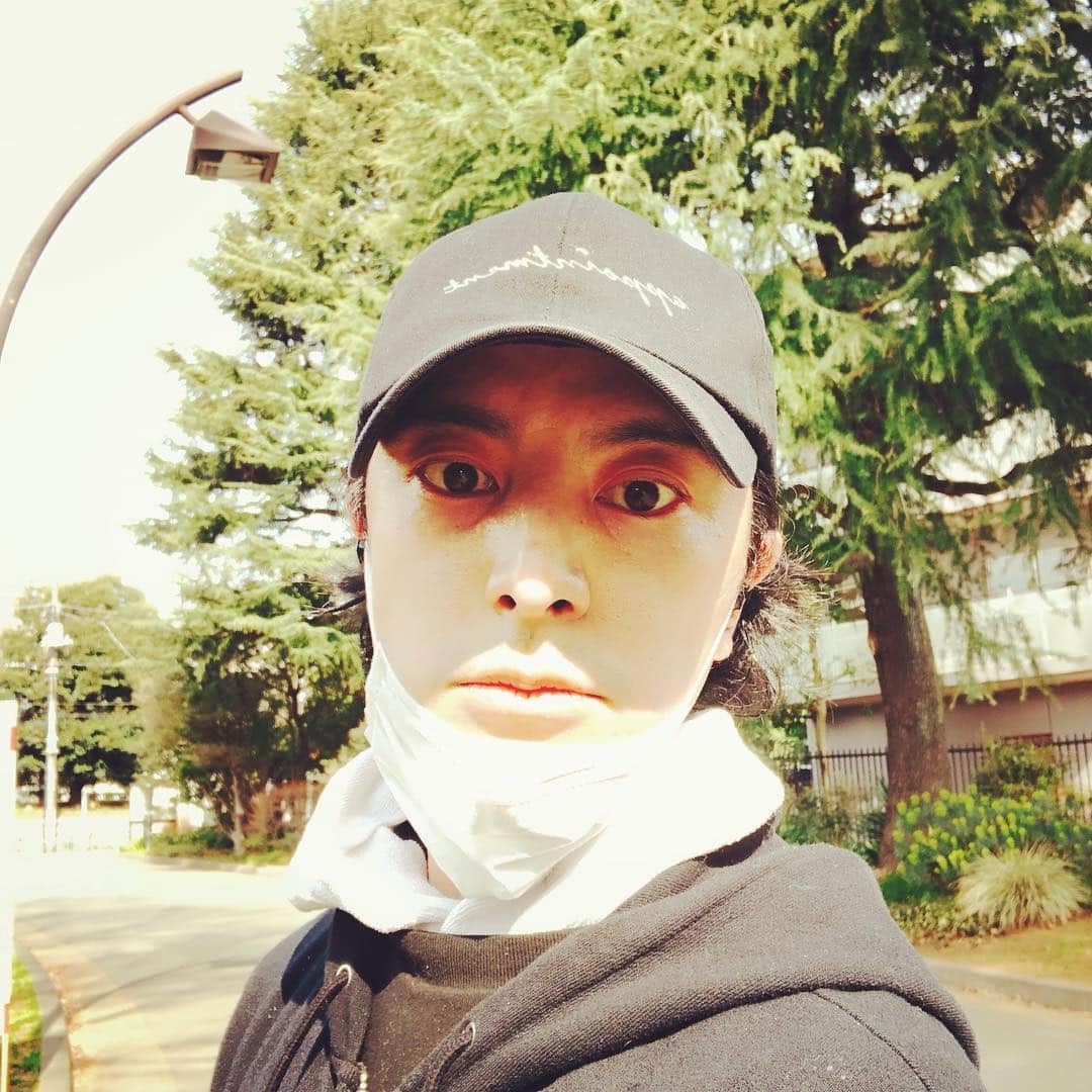 内田滋さんのインスタグラム写真 - (内田滋Instagram)「10km走ろうとしたけど、8kmにしといてやりました^_^  #ランニング #気持ちいい」3月19日 15時19分 - shige_uchida