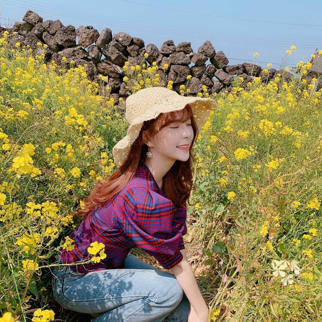 ヘミ さんのインスタグラム写真 - (ヘミ Instagram)「꽃🌼」3月19日 17時25分 - pyopyohyemi