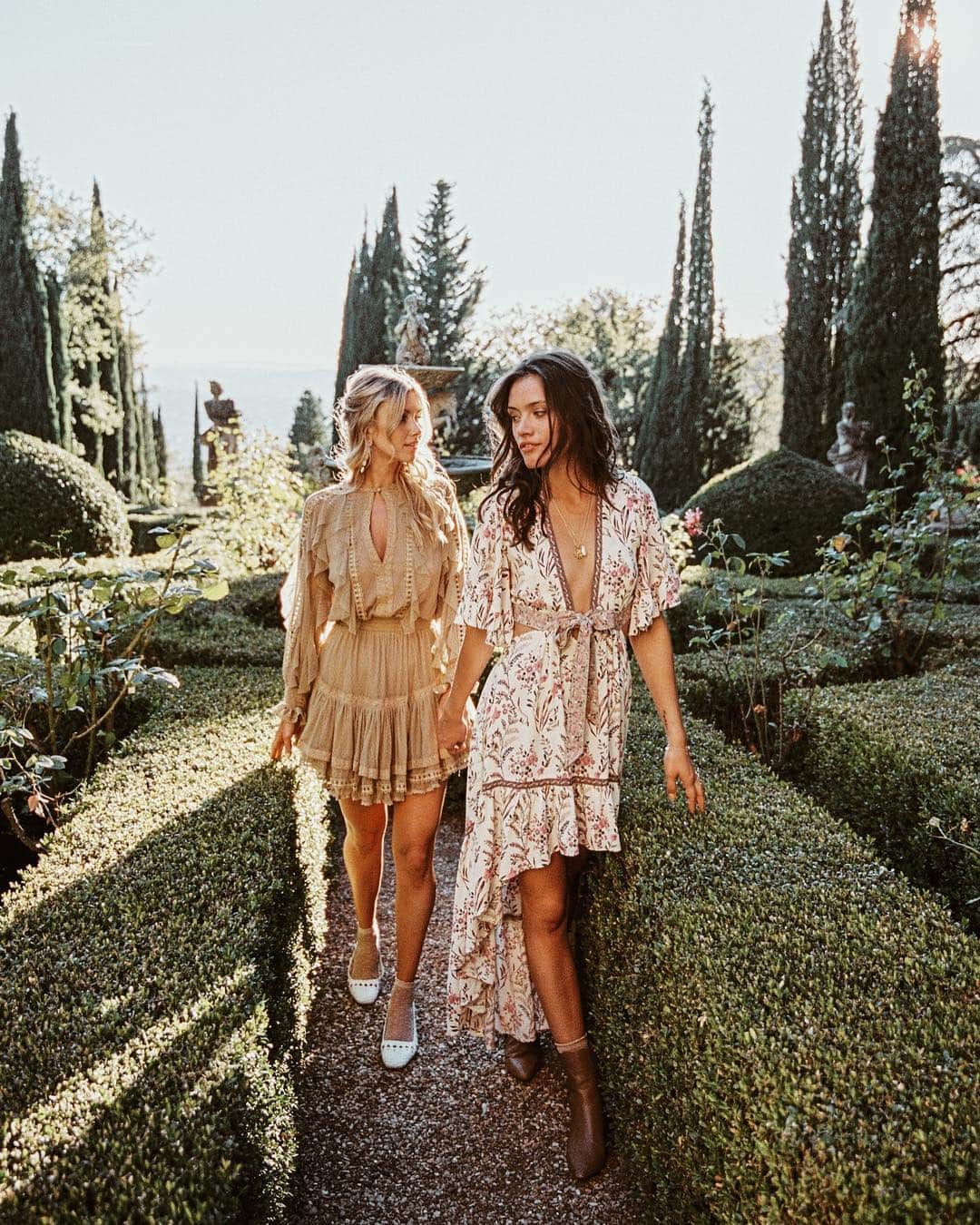 SPELLさんのインスタグラム写真 - (SPELLInstagram)「Wandering ancient Italian mansions followed by a red wine lunch🍝🍷our upcoming Grace Tulle Playdress on @Lisa danielle__and Maisie Bambi Gown on @lauren.magdalena ~ online and in our boutique Thursday, 21st March at 10am AEDT {ps, ask us a question about Maisie on our stories!} 📷 @oh.so.mellow」3月19日 17時37分 - spell