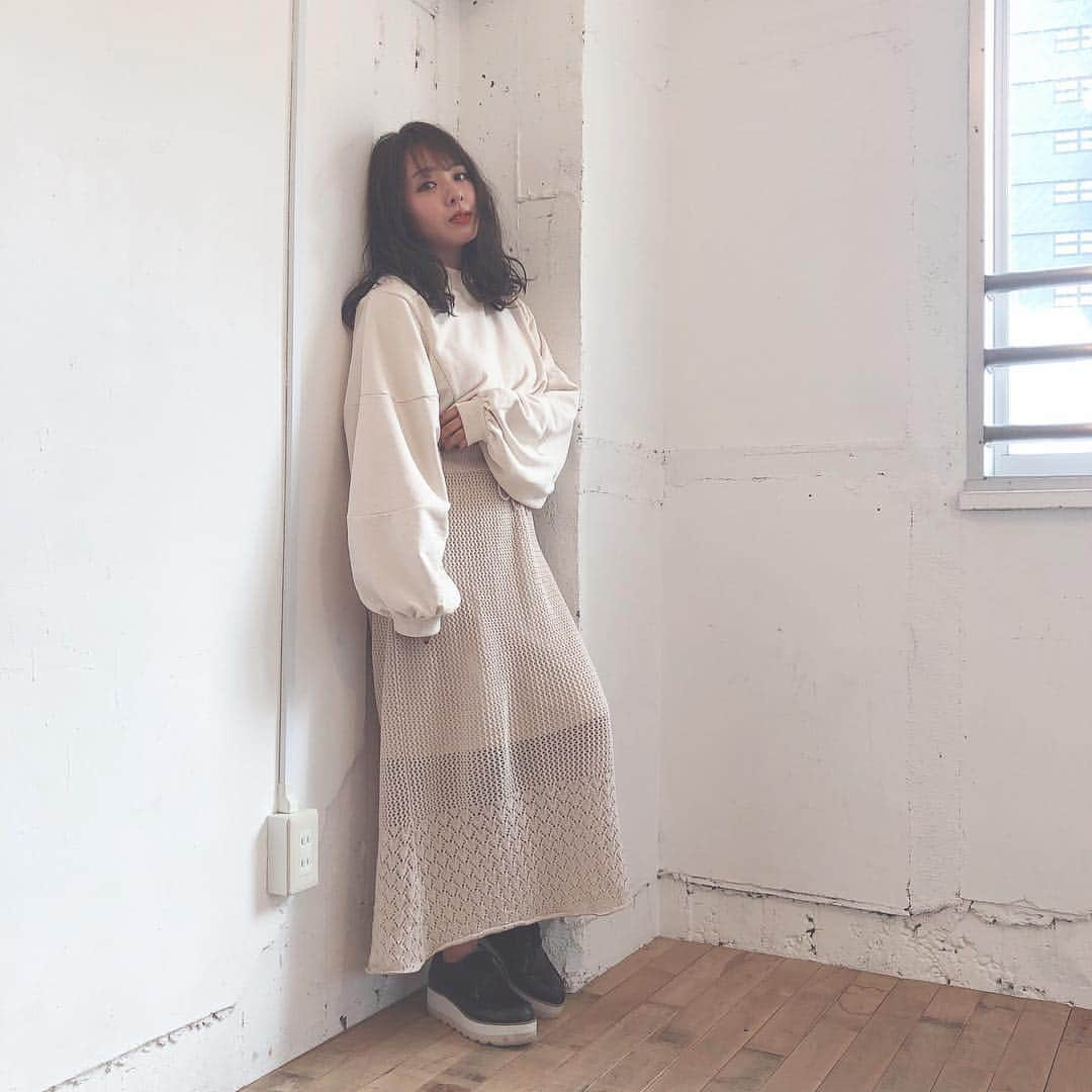 山田菜々さんのインスタグラム写真 - (山田菜々Instagram)「昨日の私服☺︎ 珍しく服買いに行きまして。 上から下まで棚卸し❤︎ ゆるーい感じが今のお好みです☺︎」3月19日 17時38分 - tannana.yamada