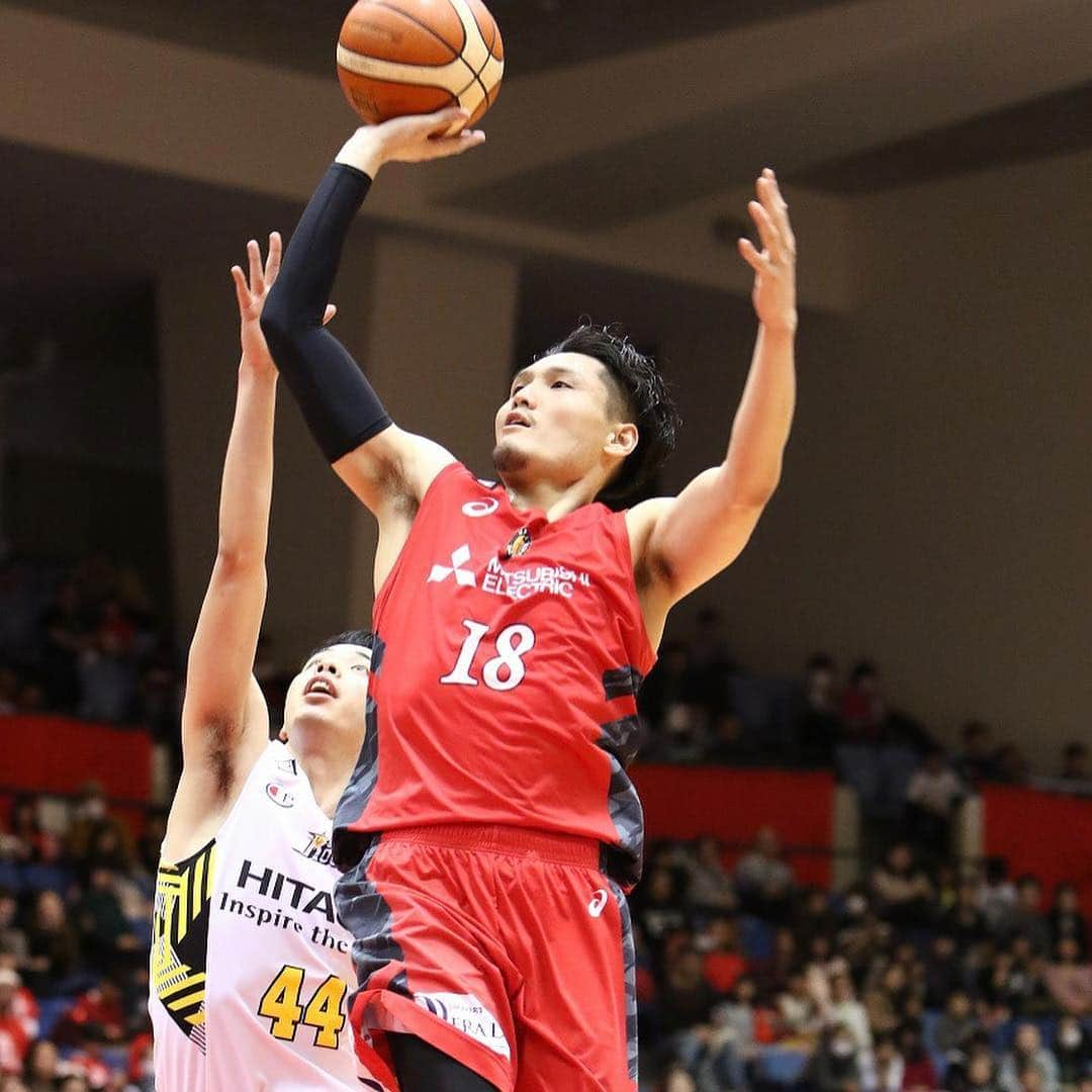 名古屋ダイヤモンドドルフィンズ Nagoya Diamondさんのインスタグラム写真 - (名古屋ダイヤモンドドルフィンズ Nagoya DiamondInstagram)「Game 28 Highlight!!🔥﻿ ﻿ #名古屋ダイヤモンドドルフィンズ #ドルフィンズ #Bリーグ #バスケットボール #バスケ #サンロッカーズ渋谷  #名古屋 #DORED #nagoya #BLEAGUE #nagoyadiamonddolphins #basketball #🏀」3月19日 17時45分 - nagoyadolphins