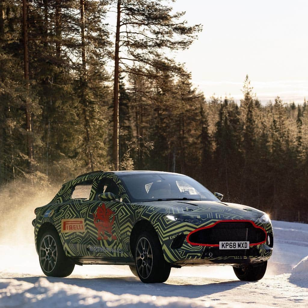 アストンマーチンさんのインスタグラム写真 - (アストンマーチンInstagram)「Aston Martin DBX - our first luxury SUV - has continued its intensive development programme @pirelli’s official test facility, close to the Arctic Circle in Sweden.  #AstonMartin #DBX #AstonMartinDBX」3月19日 17時48分 - astonmartin