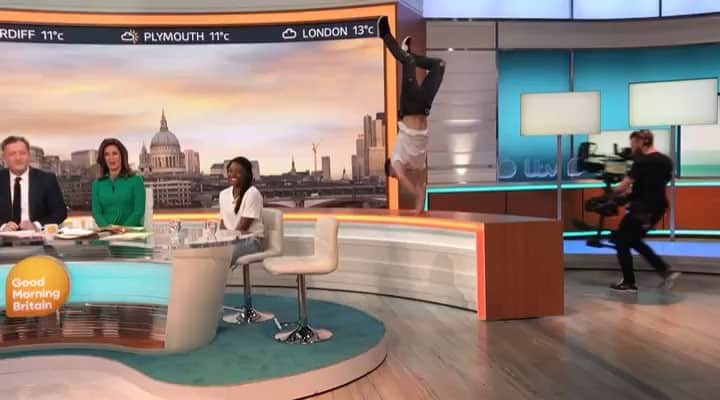 のインスタグラム：「‪Thank you so much for having us in for a chat this morning @gmb @simonebiles @superstarsofgymnastics 👍‬」