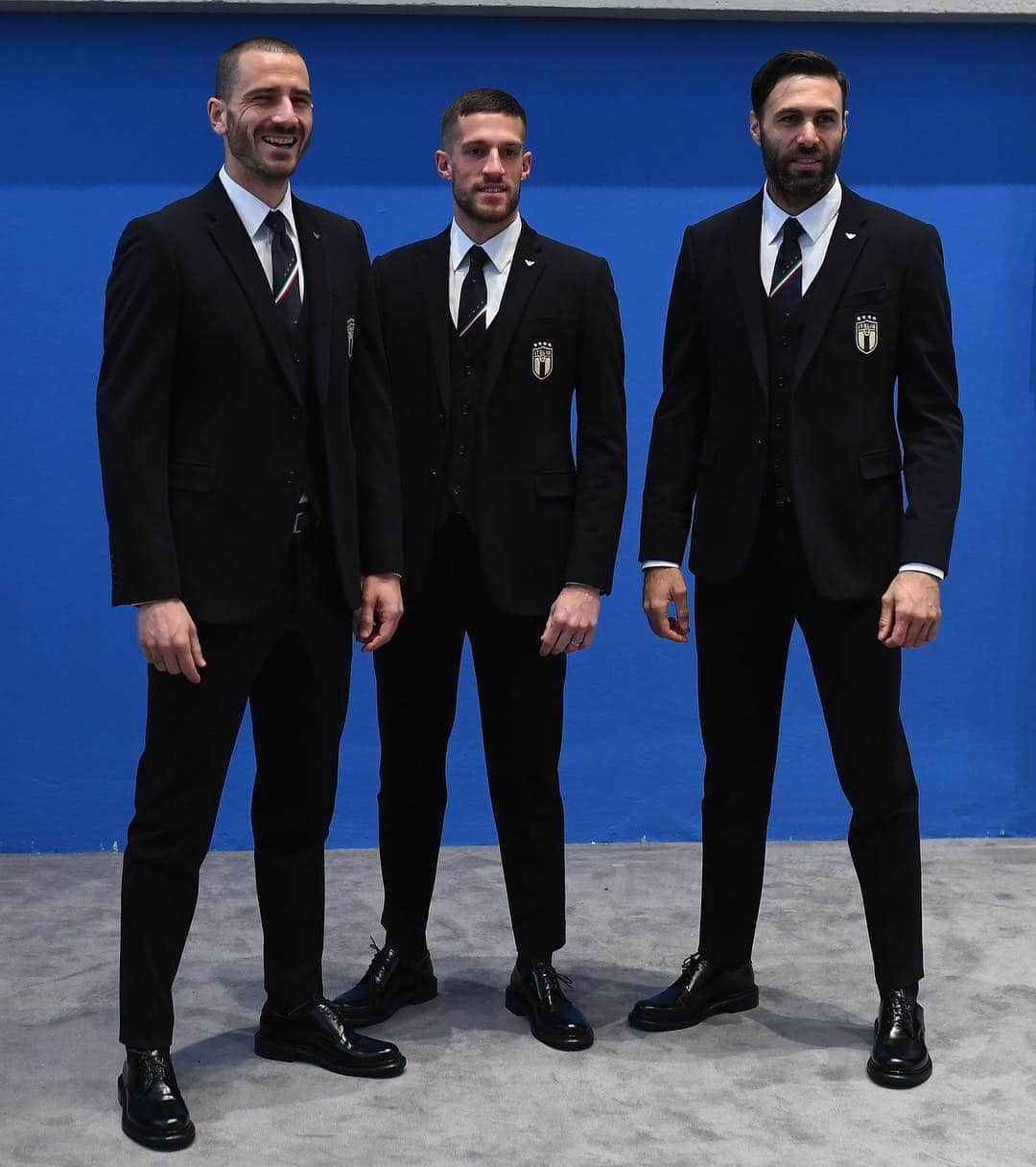 レオナルド・ボヌッチさんのインスタグラム写真 - (レオナルド・ボヌッチInstagram)「Stile Italiano 🇮🇹💪🏻 #LB19 #VivoAzzurro」3月20日 3時48分 - bonuccileo19