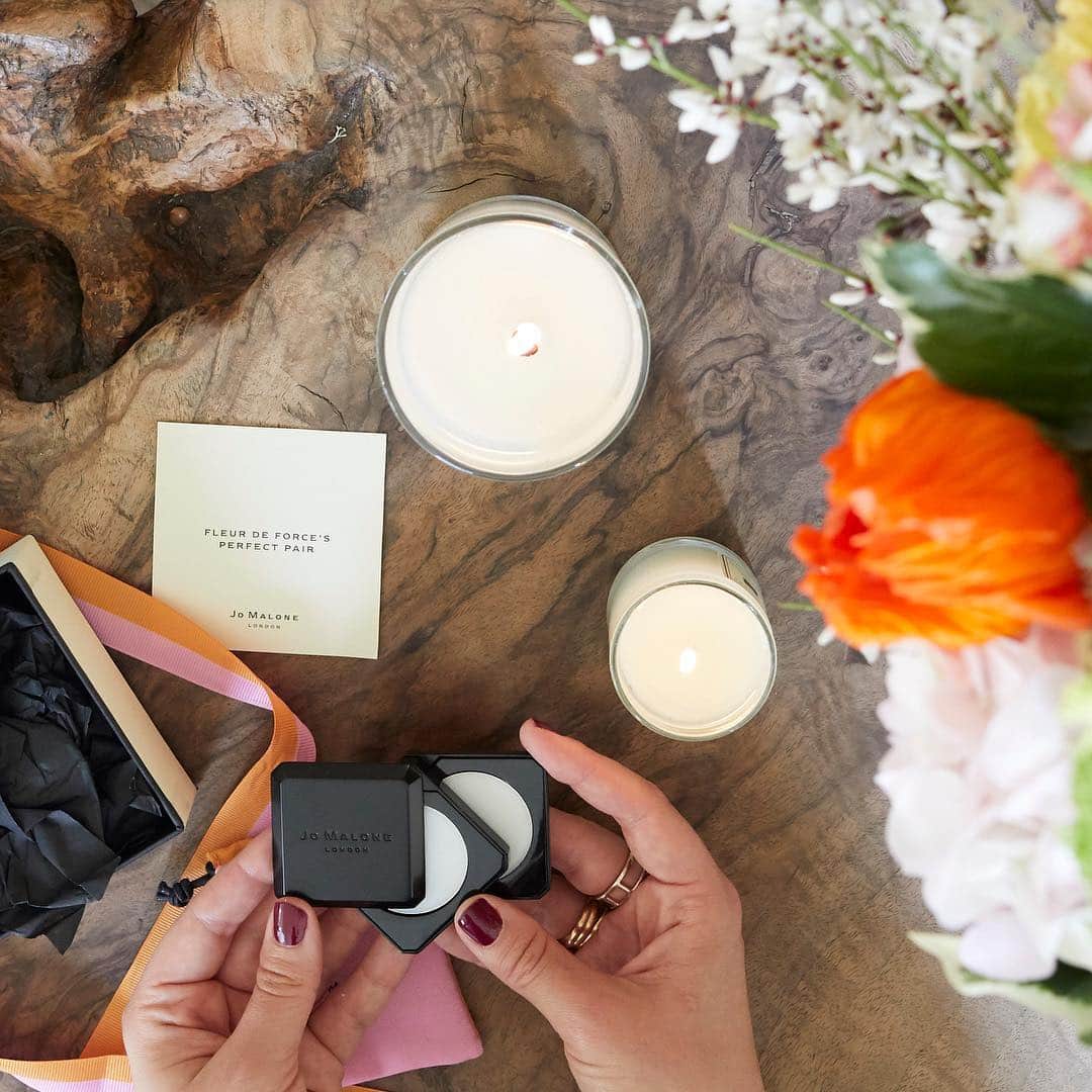 Jo Malone Londonさんのインスタグラム写真 - (Jo Malone LondonInstagram)「Even better together. @fleurdeforce pairs mellow English Pear & Freesia with joyful Wood Sage & Sea Salt for a combination that’s "fresh, calm, airy and carefree". Coming soon, discover her perfect pair online or at selected boutiques. #TailorYourScent」3月20日 4時05分 - jomalonelondon