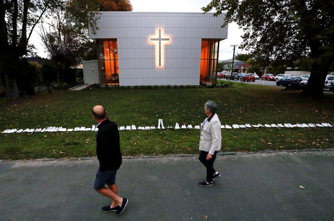 NBC Newsさんのインスタグラム写真 - (NBC NewsInstagram)「50 pairs of painted white shoes are laid out in front of All Souls Church in #Christchurch, #NewZealand, in memory of the victims of the mosque massacre. . 📷 Jorge Silva / @reuters」3月20日 4時18分 - nbcnews