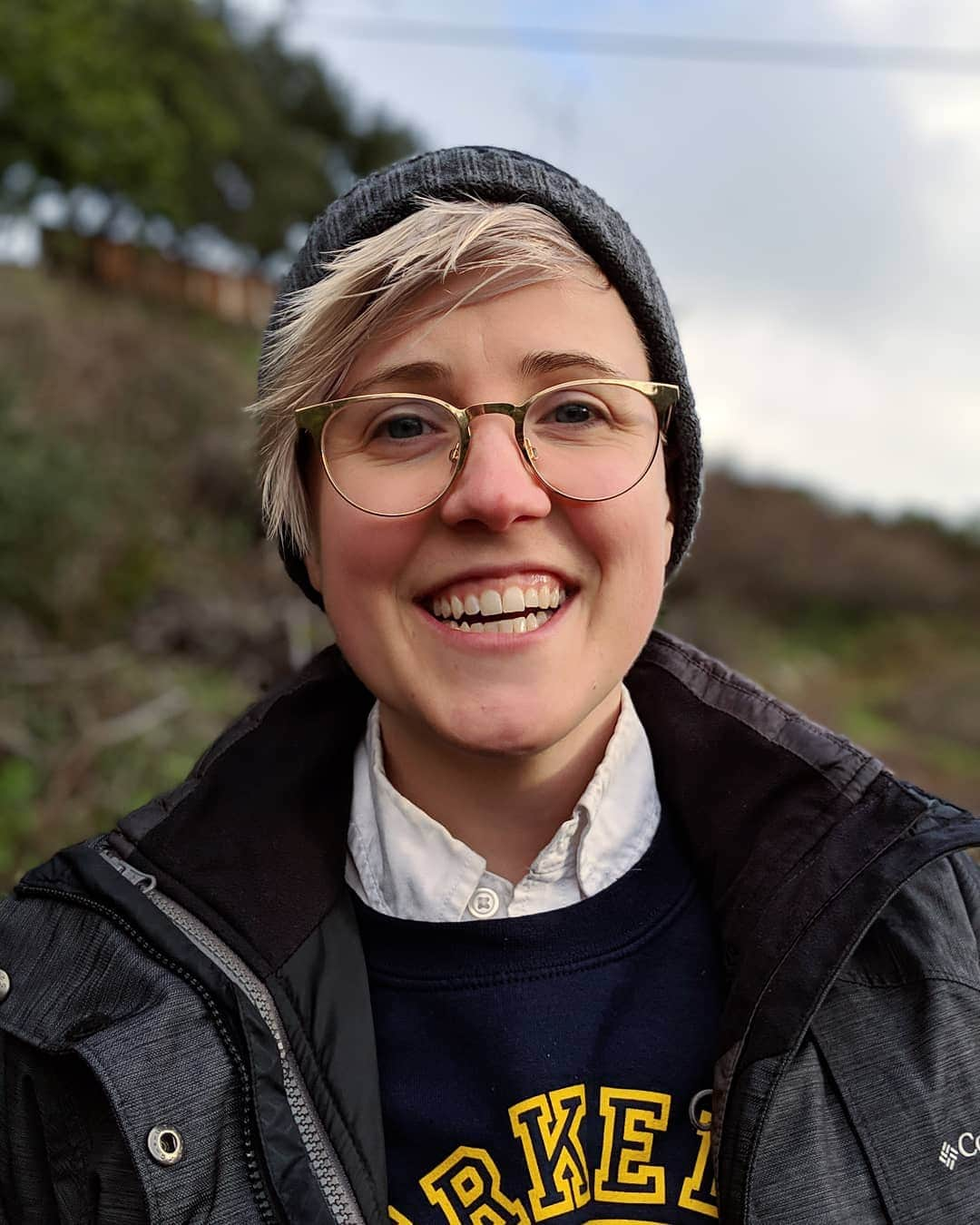 ハナー・ハートさんのインスタグラム写真 - (ハナー・ハートInstagram)「friendly lesbian enjoys nature while "smiling with teeth" (2019)」3月20日 4時54分 - harto