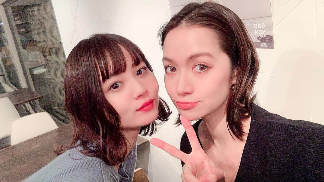 大森美知さんのインスタグラム写真 - (大森美知Instagram)「今日もmodel walking 講師でした👠 @nanami023 のTGCランウェイに向けて マンツーマンレッスン！！！ プライベートでも仲良しだから 毎回レッスン不思議な気分（笑）ななしゅき❤️ ______________________________  #白玉ななみ#アソビシステム#asobisistem #モデル#ウォーキング講師#model#tokyo#runway#walking #omichi#michioomori#大森美知#sideline#happy#modelwalking #teacher#アソビシステム#恒例写真 #美脚#O脚なおる#ダイエット#みち立ち」3月19日 20時17分 - michi_oomori_official