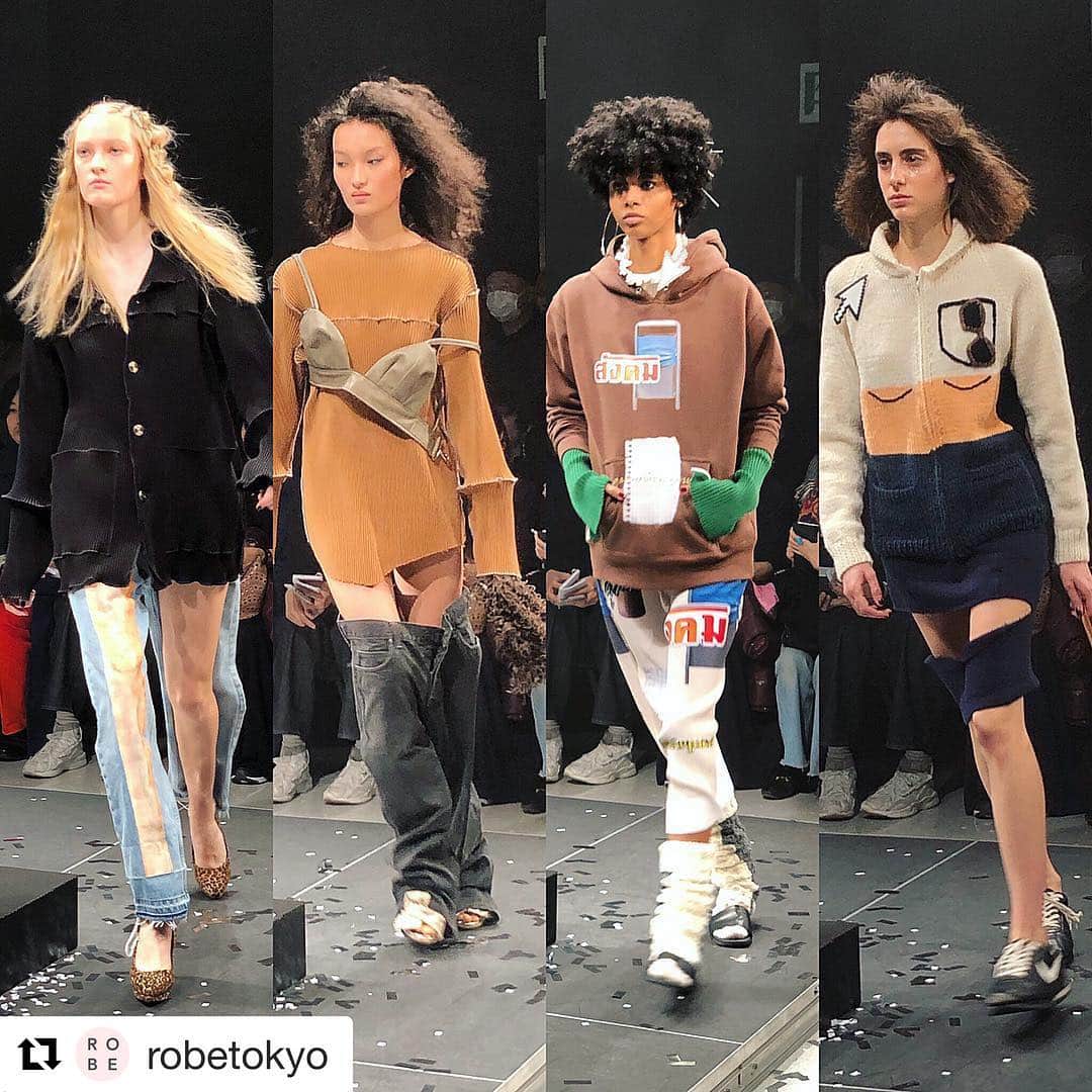 azのインスタグラム：「下乳ニット🧶 #Repost @robetokyo with @get_repost ・・・ 「そういえばあの時楽しかったなぁ」いつだって「楽しかったこと」はその時ではなく後になって思うもの。そう語るのはkotohayokozawaデザイナーの横澤さん。ランウェイショーは通常一人ずつモデルが登場しますが、なんとし　ょっぱなから全員が出口から出てくるという演出🚨 #ROBE東コレ隊 ・ どこかだるそうに歩いてくる女の子たちは「オールした明け方の帰宅中」というイメージらしい👀確かにオール中ってだるいけど、明け方コンビニのおにぎり食べながら帰ってる時って「あ、楽しかった」って思うんだよね☺️あの冷たいおにぎりが好き🍙そんな自然な「楽しい」テンションを前回同様 ・ アップサイクルなコレクションで表現しました。プリーツのアウターはその仮縫い状態のものを片袖ワンピースとして出したり、前シーズンの量産で上がったB品をリメイクしたり、「持てるものでより楽しく」という精神的にヘルシーなマインドがkotohayokozawaの魅力😳いい意味で脱力系なんですよね🎍 ・ 下乳が見えている風のニットやブラジャー型のバッグ、片足は裂けていてもう片足は足がプリントされている騙し絵デニムなど、ユーモア溢れるアイテムがたくさん😂自分が心地よい、楽しいと思うものを追求（というと固くなってしまうけれど）した、等身大のリラックスウェアでした😉 ・ #コトハヨコザワ #デニム #プリーツ #トロンプルイユ #ROBE東コレ隊 #AmazonFWT #東コレ #fashionweek #19aw #AmazonFashionWeekTOKYO #ファッションショー #ランウェイ #AFWT #アマゾンファッションウィーク #2019aw #ROBEtokyo #越境レディ #tokyo #东京 #도쿄 #동경」