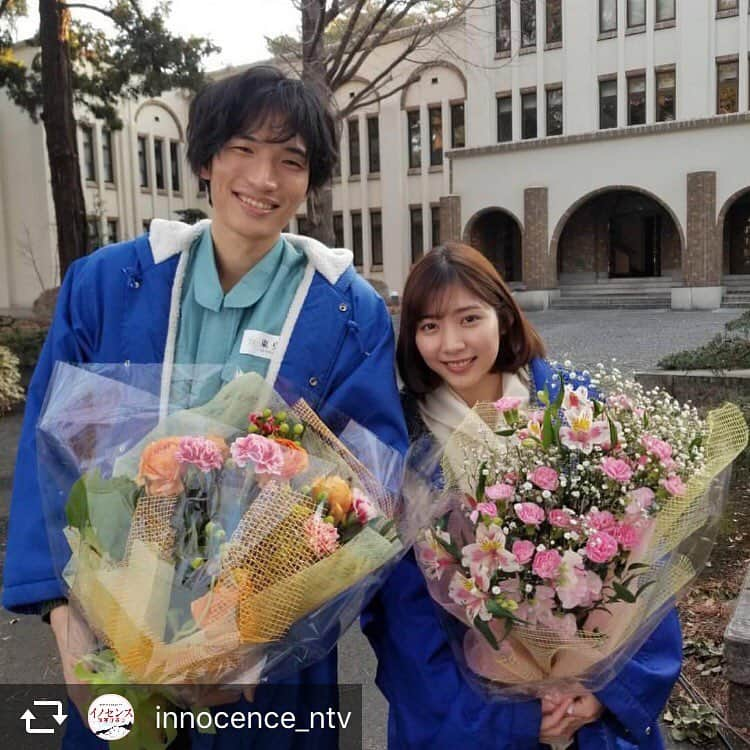 伊藤梨沙子さんのインスタグラム写真 - (伊藤梨沙子Instagram)「ーーーーーーーーーーーーーーーーーー クランクアップの写真も公開〜🙋‍♀️拓の幼馴染・浅間大輔役の #鈴之助 さんと、秋保の妹・彩花役の #伊藤梨沙子 さん👫💓劇中では悲しい結末を迎えた二人😭ラブラブな頃のシーンを撮影してクランクアップ☺️幸せなシーンで終われてよかったです😂最終話ではそんな過去のお話も✨#イノセンス #冤罪弁護士  ーーーーーーーーーーーーーーーーーー  今週は最終回です！ぜひご覧ください！」3月19日 20時53分 - ito_risako