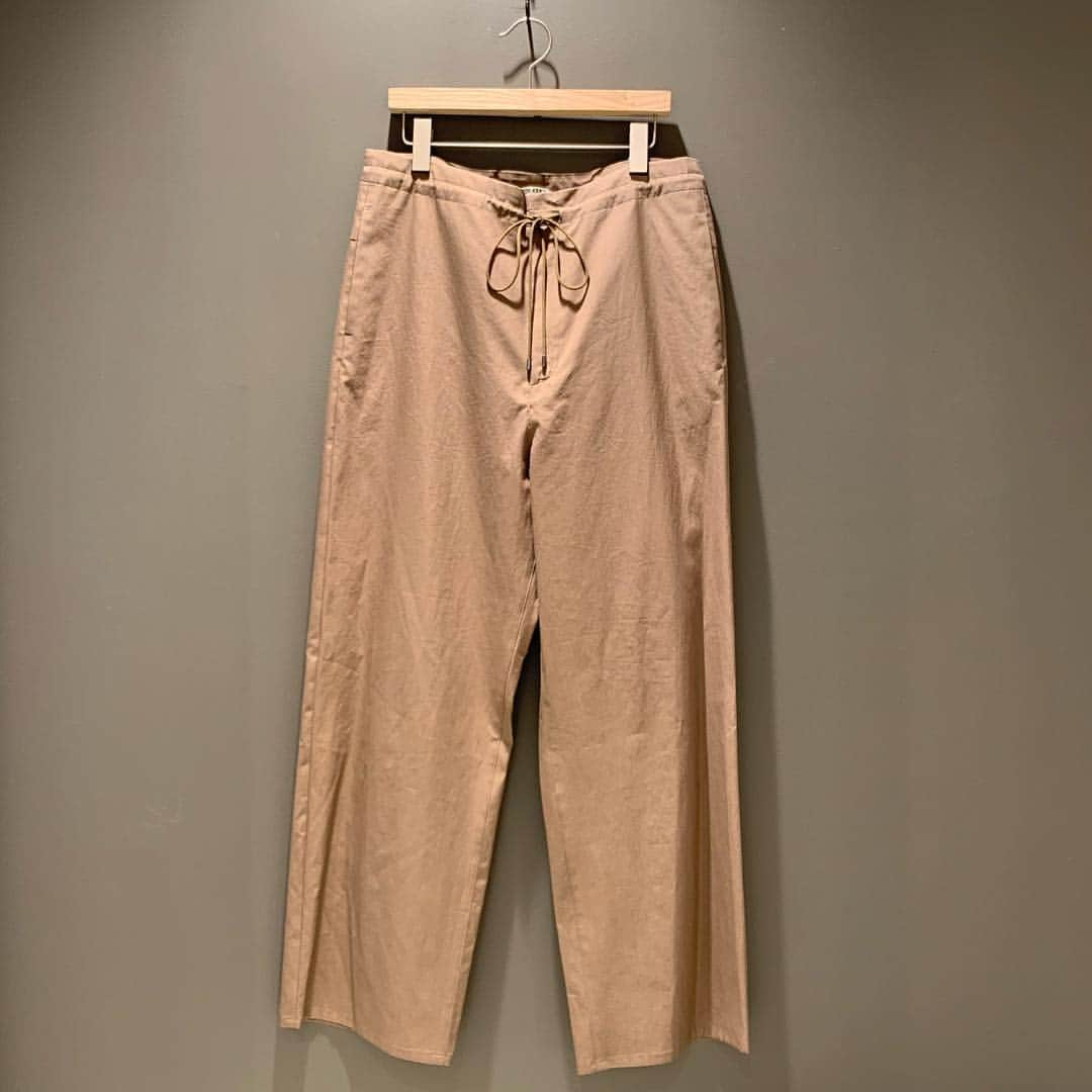 BEAMS JAPANさんのインスタグラム写真 - (BEAMS JAPANInstagram)「＜AURALEE＞ Womens WASHED FINX TWILL WIDE EASY PANTS  BEAMS JAPAN 3F @beams_japan #auralee #beams #beamsboy #beamsjapan #beamsjapan3rd Instagram for New Arrivals Blog for Recommended Items #japan #tokyo #shinjuku #fashion #mensfashion #womensfashion #日本 #東京 #新宿 #ファッション#メンズファッション #ウィメンズファッション #ビームス #ビームスジャパン」3月19日 20時49分 - beams_japan