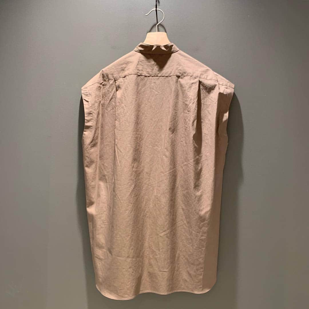 BEAMS JAPANさんのインスタグラム写真 - (BEAMS JAPANInstagram)「＜AURALEE＞ Womens WASHED FINX TWILL SLEEVELESS SHIRTS  BEAMS JAPAN 3F @beams_japan #auralee #beams #beamsboy #beamsjapan #beamsjapan3rd Instagram for New Arrivals Blog for Recommended Items #japan #tokyo #shinjuku #fashion #mensfashion #womensfashion #日本 #東京 #新宿 #ファッション#メンズファッション #ウィメンズファッション #ビームス #ビームスジャパン」3月19日 20時49分 - beams_japan