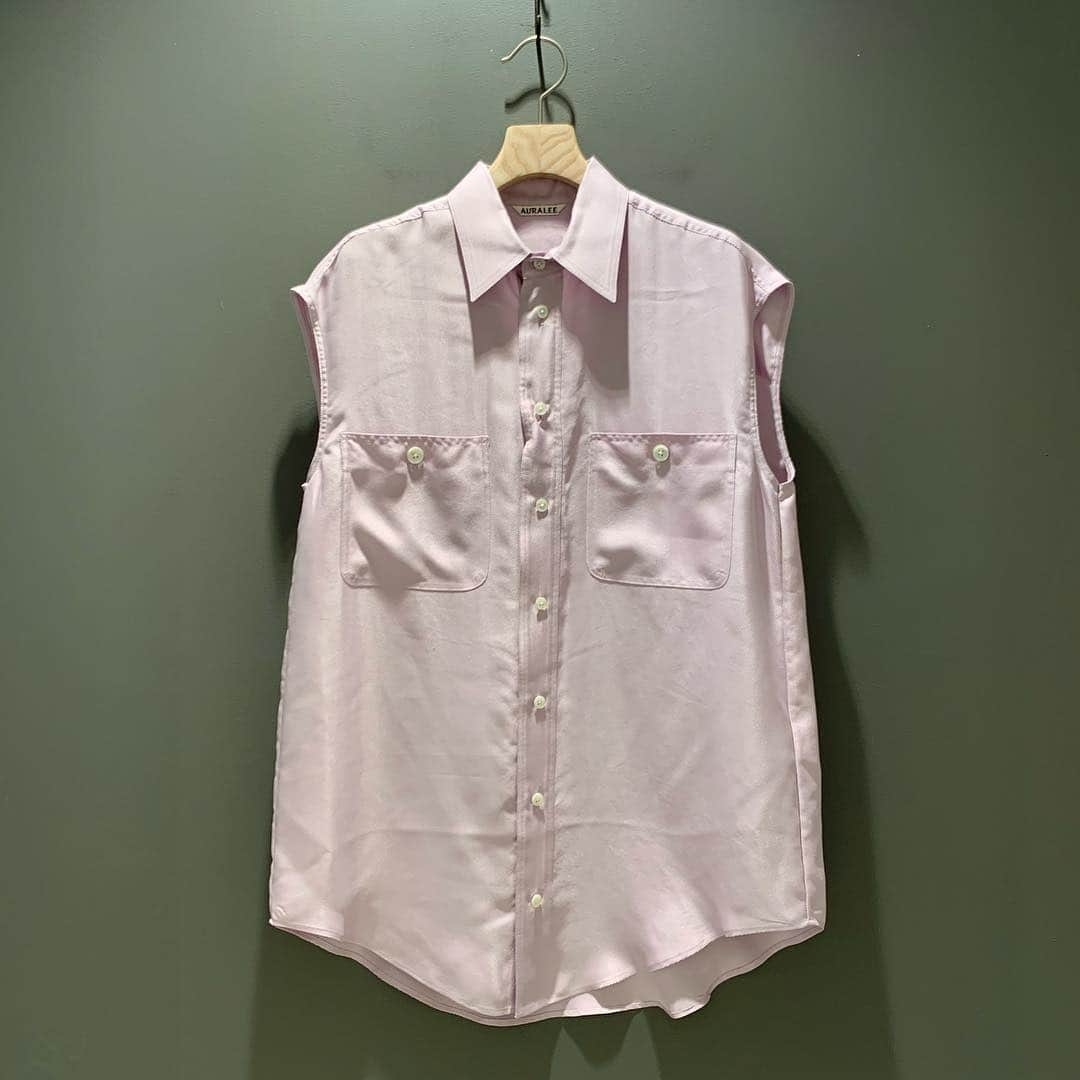 BEAMS JAPANさんのインスタグラム写真 - (BEAMS JAPANInstagram)「＜AURALEE＞ Womens SILK BRUSHED SLEEVELESS SHIRTS  BEAMS JAPAN 3F @beams_japan #auralee #beams #beamsboy #beamsjapan #beamsjapan3rd Instagram for New Arrivals Blog for Recommended Items #japan #tokyo #shinjuku #fashion #mensfashion #womensfashion #日本 #東京 #新宿 #ファッション#メンズファッション #ウィメンズファッション #ビームス #ビームスジャパン」3月19日 20時50分 - beams_japan