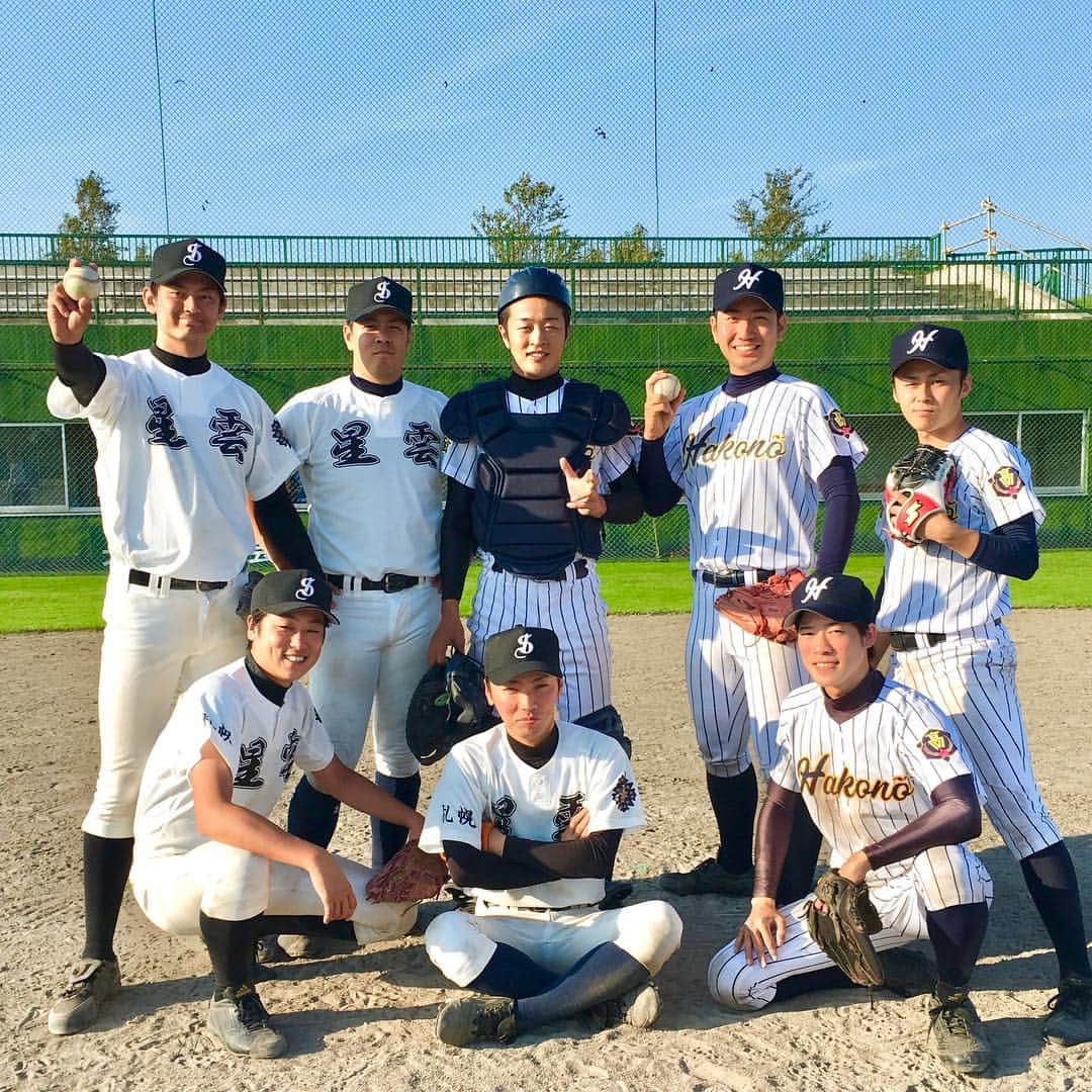 福田太郎さんのインスタグラム写真 - (福田太郎Instagram)「⚾️チャンネルはそのまま⚾️第２夜！ なんといってもNPO法人の代表を演じる #大泉洋 さんが初登場🙆‍♂️ ストーリーが大きく動き出します！ さらにはオクラホマ #藤尾仁志 さんが 気象予報士の降谷陽介として大活躍🌞🌦 予報は当たるけど、視聴者へ伝えるにはどうすべきか 苦悩しながら自らの道を見出していくという役どころ！ 俳優藤尾さんから、撮影中沢山勉強させてもらいました😂  個人的には、かなり思い入れのある第２回！ どんどん深みを増していくドラマをぜひご覧ください！ そして！！！🔥１０年前、高校時代を思い出す、 まさかの球児役で、やっとこさ出て来ます🤣 エキストラには、北海道の野球チームメイト #eithynines のメンバーが力になってくれました！ 今夜も #チャンネルはそのまま！で、 宜しくお願いします🌟  3/18（月）〜22（金）５夜連続放送！ #netflix では、全国で楽しみ頂けます📲 #水曜どうでしょう や #ハナタレナックス でおなじみの #チームナックス メンバーも続々登場！」3月19日 21時37分 - htb_tarofukuda