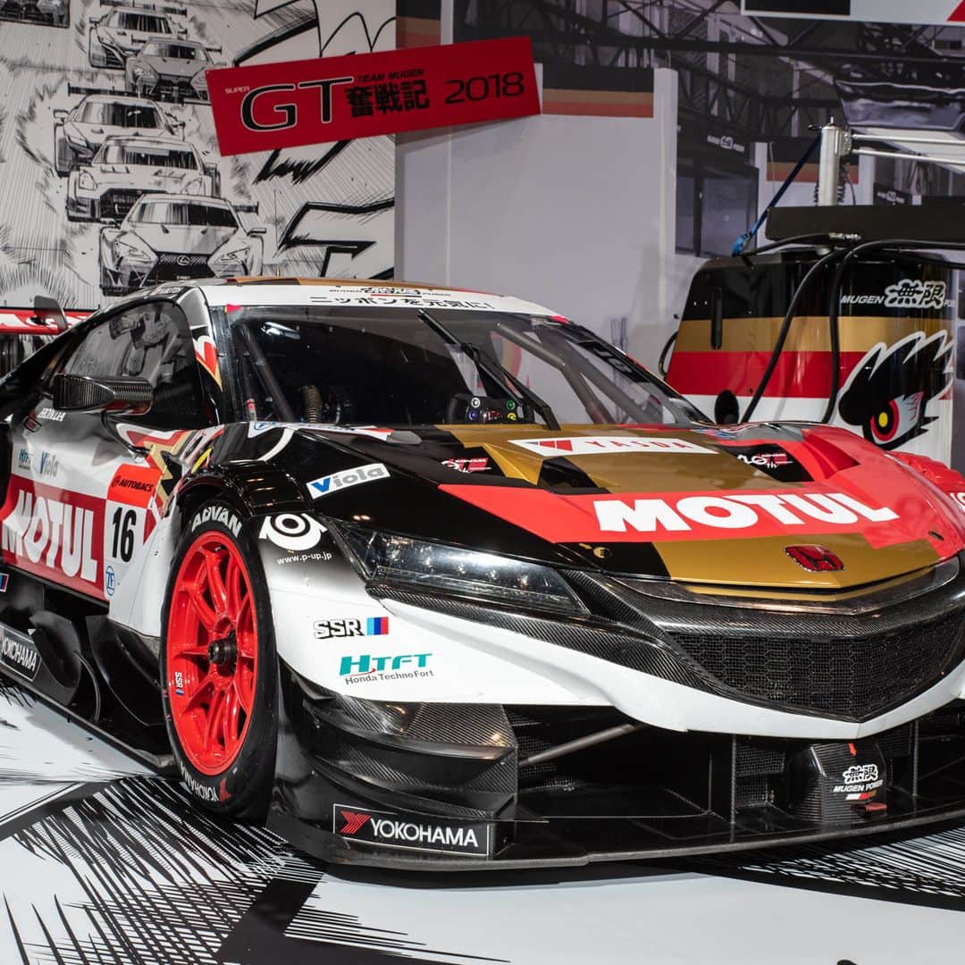 のインスタグラム：「【TEAM MUGENの挑戦 2019】 今年もスーパーGT500クラスに継続参戦！ スーパーフォーミュラのチーム監督も兼任する、中野信治監督は、F1モナコGP、インディ500、ル・マン24時間レースの世界三大レースに日本人ドライバーとして初めて参戦しました。 . ドライバーは昨年に続き、武藤英紀ドライバー、中嶋大祐ドライバーのふたりが務めます！ . シリーズチャンピオン獲得に向けて、もちろんMOTULも全力でバックアップします！ . #motul #motuljapan #エンジンオイル #engineoil #メンテナンス #車 #車好きと繋がりたい #エンジン #バイク #バイク好きと繋がりたい #モチュール #車好き #バイク好き #オイル交換 #mactools #高性能オイル #エンジンオイル交換 #300V #300V2 #supergt #gt500 #honda #teammugen #mugen #race #レース #レース好きと繋がりたい #中野信治 #武藤英紀 #中嶋大祐」