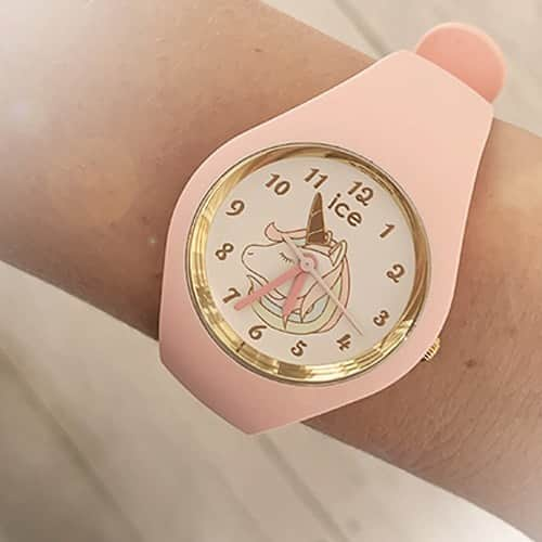 アイスウォッチさんのインスタグラム写真 - (アイスウォッチInstagram)「A fairy tale blowing on the Ice-Watch brand 🎀 #icewatch #changeyoucan #icefantasia #watch #love #pink #unicorn #fun #happy #style #fashion」3月19日 22時08分 - icewatch