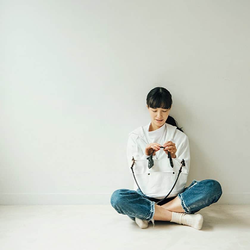 ほぼ日刊イトイ新聞さんのインスタグラム写真 - (ほぼ日刊イトイ新聞Instagram)「春のタンピコ。 /  使いみちを考えるのがうれしくなる、 あたらしい #タンピコ です。 今シーズンも「かっこよくて、カジュアルで、 それでいて品のある」バッグがそろっています。 @hobonichi1101 のリンクからどうぞ！ https://www.1101.com/store/tampico/2019_spring/index.html Thinking about the usage of #Tampico bags makes us happy! Here are the new lineup. #ほぼ日刊イトイ新聞 #ほぼ日 #バッグ」3月19日 22時27分 - hobonichi1101