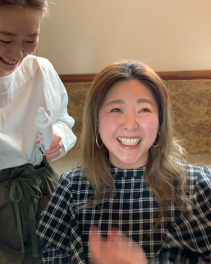 のインスタグラム：「キミタンベース巻き🌰🌰🌀 19mmのコテ巻き🌀後れ毛の場所がポイント☝🏻 スタイルクラブミスト→バーム ・・・ #uコテ巻き #uアレンジ #u動画 #スタイルクラブ」