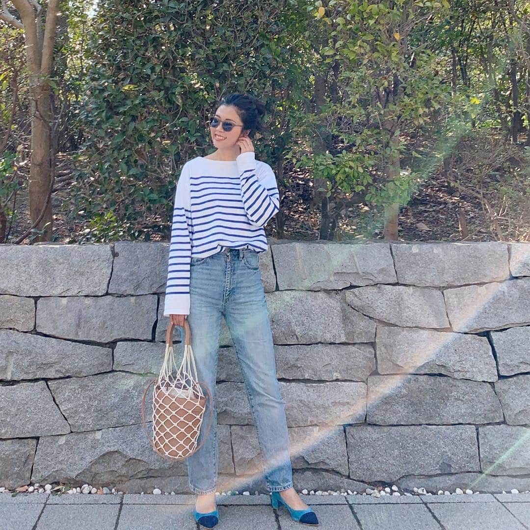 Sayakaのインスタグラム：「* 気持ちの良いお天気🌞✨✨ さわやかにブルーコーデ👖💙 * * * #fashion #outfit #coordinate #ootd #simple #basic #casual #saintjames #naval #gu #denim #denimlover #amongout #thevirgnia #sayakascoordinate #今日の服 #コーディネート #コーデ #シンプル #シンプルコーデ #セントジェームス #ナヴァル #ボーダー #デニム #ジーユー #アモング #ザヴァージニア」