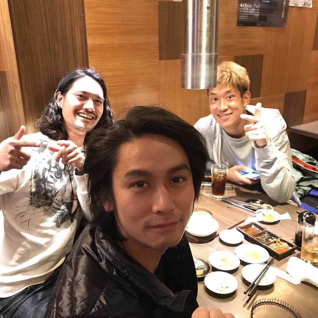 崎本大海さんのインスタグラム写真 - (崎本大海Instagram)「ひさびさの肉会🍖🍖 同年代すきな仲間」3月19日 23時01分 - hiromi.s0823