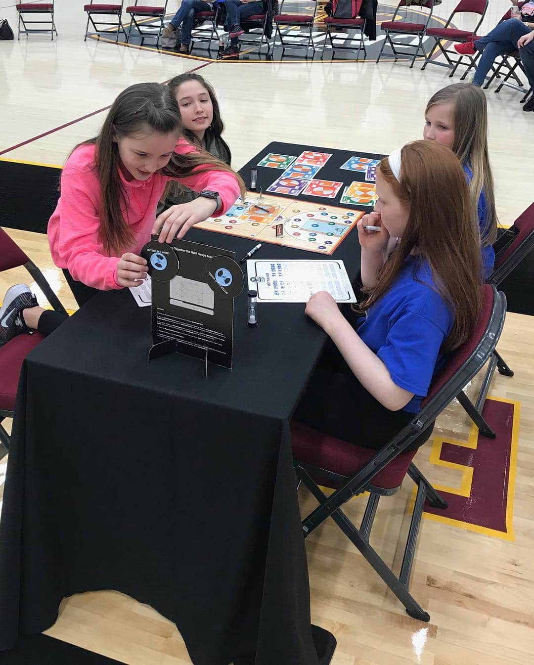 キャブスさんのインスタグラム写真 - (キャブスInstagram)「#CavsPistons wasn’t just a battle on the hardwood yesterday.  Top math students from CLE and DET participated in a mini @NBAMathHoops presented by @RocketMortgage tourney before cheering on their squads at The Q!」3月19日 23時16分 - cavs