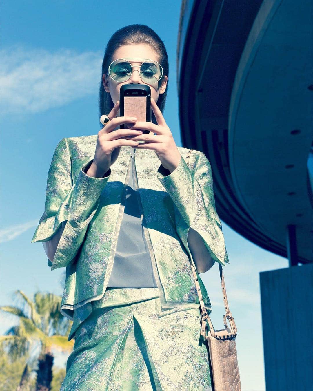 Vogue Runwayさんのインスタグラム写真 - (Vogue RunwayInstagram)「This morning, Instagram lifted the curtain on an idea that the company has been refining for years: A checkout function allowing users to store their credit card information and click-to-buy directly from the app. For the launch of Checkout, Instagram has partnered with an impressive roster of brands with everything from Burberry and Prada to H&M and Nike. For now, the list of participating brands are the only ones in the beta launch, but there is excitement around the evolution of this new technology. The idea of buying an entire wardrobe with a single double tap is apparently much closer than we thought. Tap the link in our bio for more details.  Photographed by Raymond Meier, Vogue, March 2012」3月19日 23時27分 - voguerunway