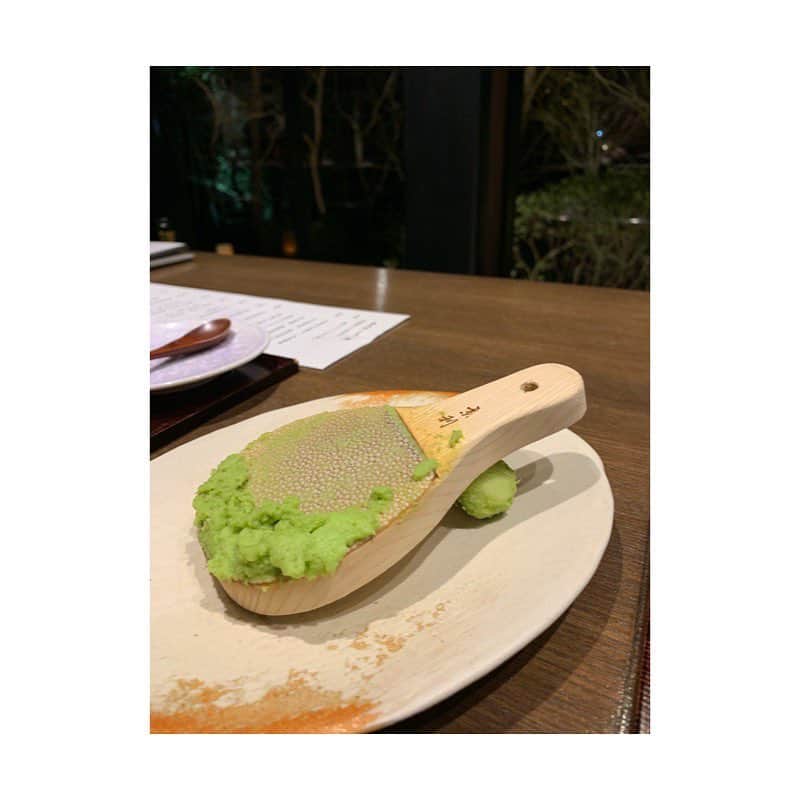 市橋有里さんのインスタグラム写真 - (市橋有里Instagram)「先日の美味しかったもの。天然の尼子の美味しいこと✨そしてデザートのソフトクリームも、どのお料理にも山葵が合う癒しの和食。小料理屋ありはお休みのそんなオフの日でした。 ・ #あまご #あめご とも言う #おろしたて山葵 #オフをいただき癒しの日 #小料理屋あり 定休日w」3月19日 23時34分 - ariichihashi