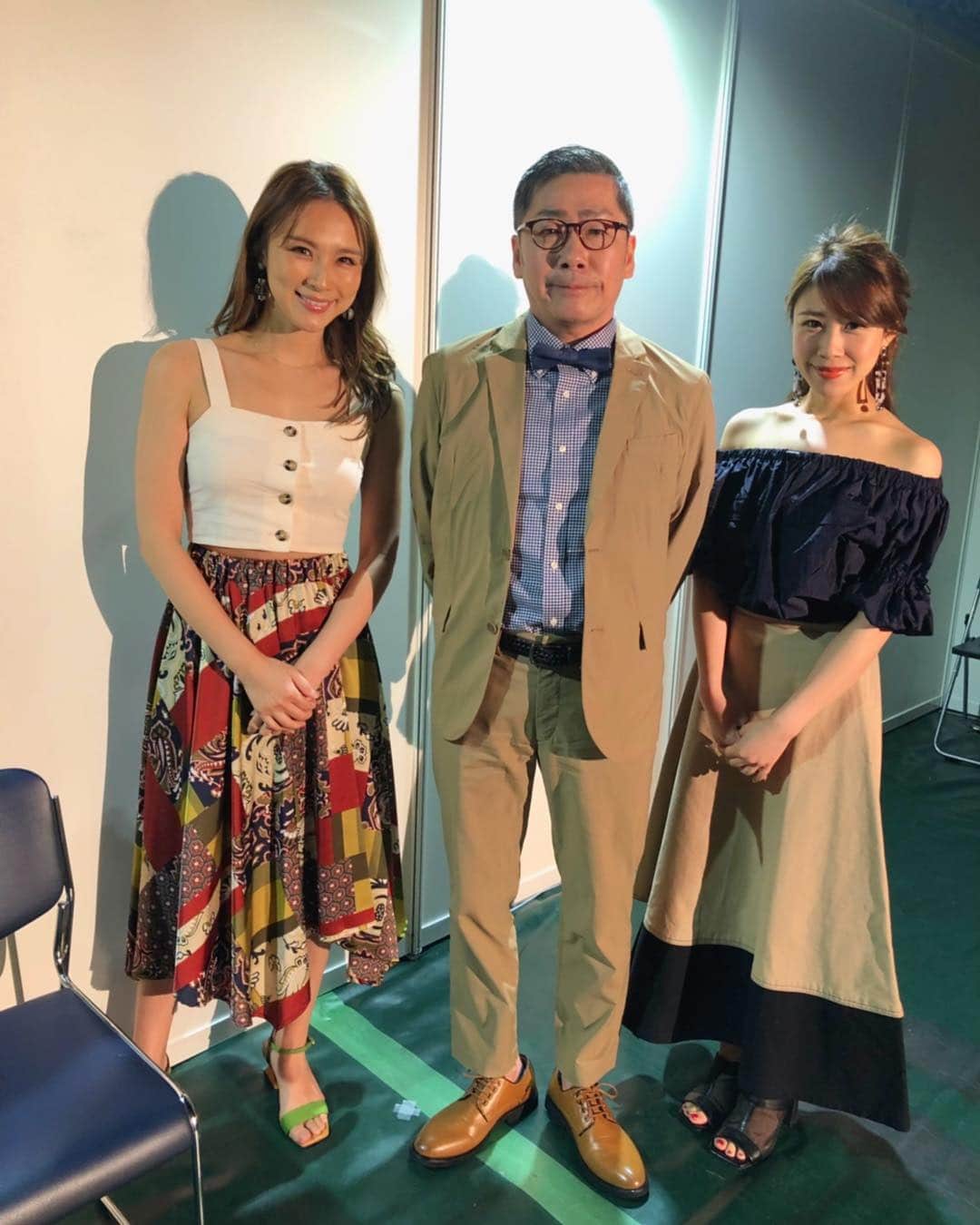 DJ みぃのインスタグラム：「「KANSAI COLLECTION 2019 SPRING&SUMMER」！今回もKOJIさん、あかまっちゃん、そして！渡辺美優紀さんとMCをさせて頂きました🥰✨毎回カンコレ見ると自分も頑張らなきゃなーと思わされます🥺✨オシャレはやっぱり楽しいです💓あかまっちゃんのおかげで大好きな @aoi186 ちゃんにも会えて感激✨😭きゃわいかった。。衣装の @murua_official さんのオフショルもスカートも可愛いかったー！お店にチェックしに行こう😎KREVAさんのLIVEも青春時代を思い出すセトリで興奮しました🤤🌸次回の開催は8月27日です！😎🎶 #kansaicollection #カンコレ」