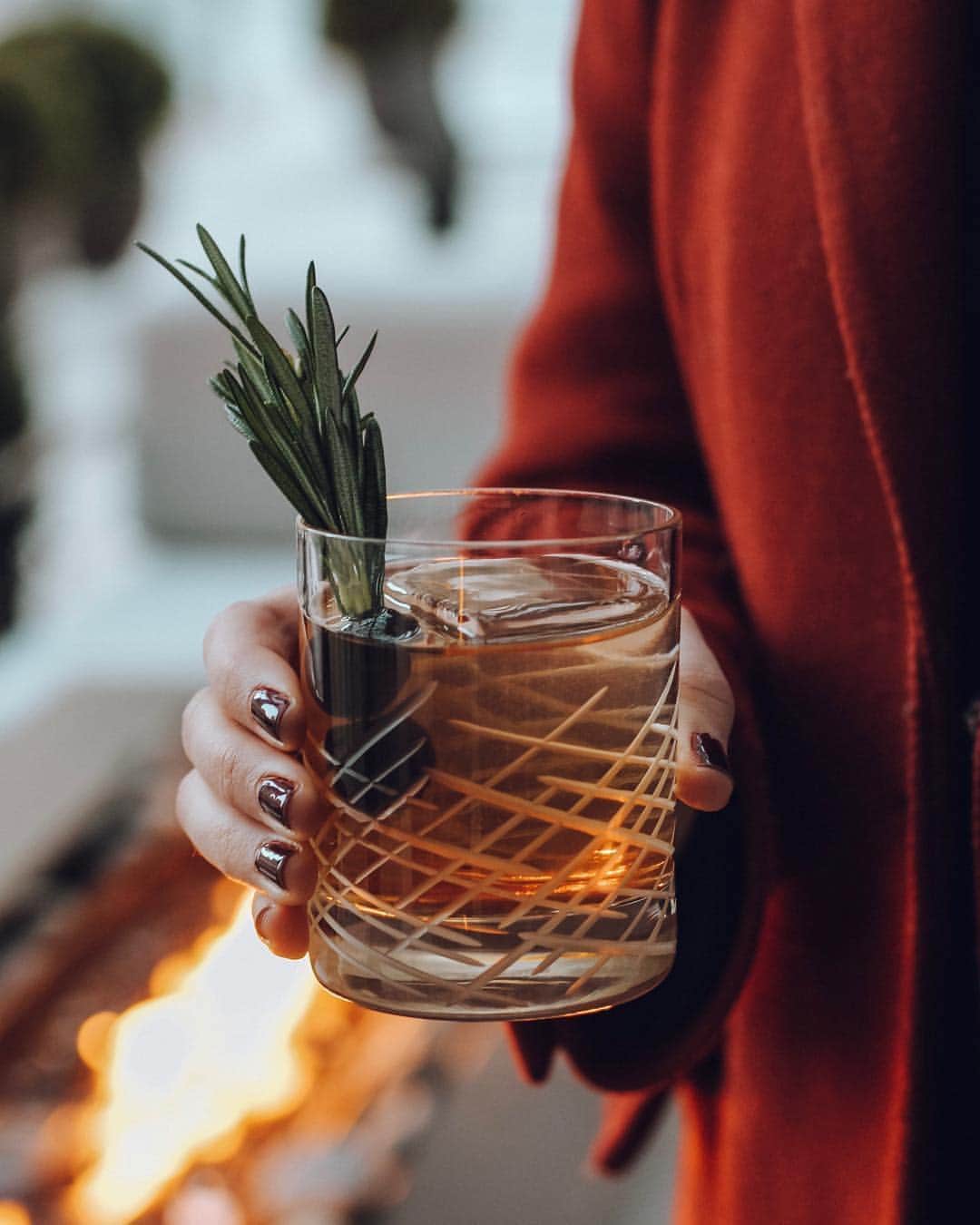 The Peninsula Hotelsさんのインスタグラム写真 - (The Peninsula HotelsInstagram)「The cocktails at @zbarchicago at @thepeninsulachi are almost too pretty to drink, but don’t let that stop you.」3月19日 23時42分 - peninsulahotels