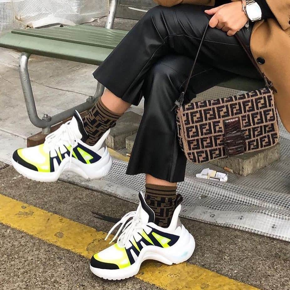 Blonde Saladさんのインスタグラム写真 - (Blonde SaladInstagram)「SNEAKERS? For Spring? Groundbreaking🌼 Don’t be banal this year and follow our shopping list to choose the coolest models babes!🔥 #theblondesalad #sneakers #shoppinglist #fashioninspo 📸@sallyssneakers @threadsstyling @lindsaymariko  @oliviafaeh  @mirunag  @jnelv  @blvckd0pe  @shawnelise  @xmstellax  @filausa」3月19日 23時51分 - theblondesalad