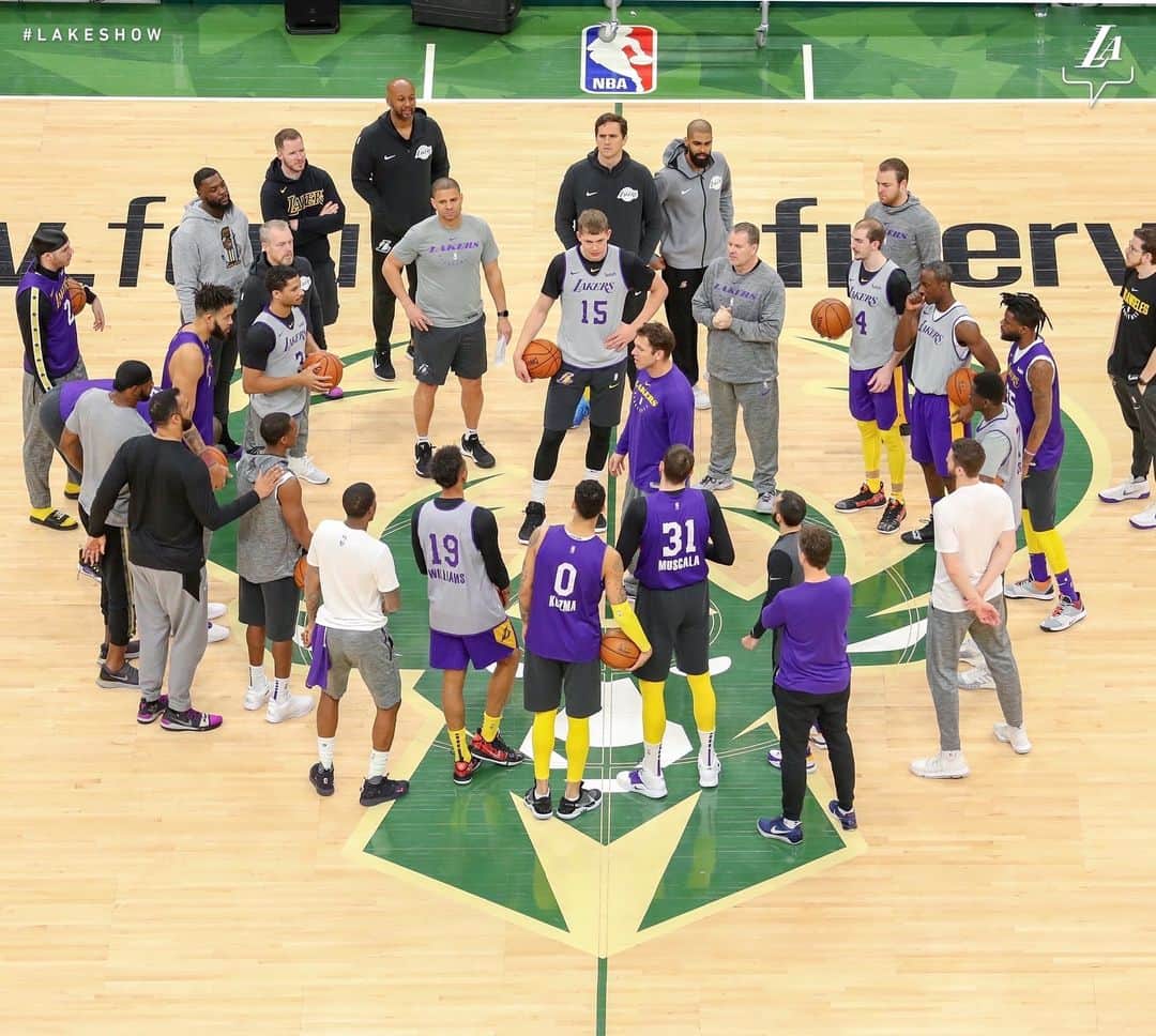 Los Angeles Lakersさんのインスタグラム写真 - (Los Angeles LakersInstagram)「📍🦌」3月20日 0時56分 - lakers