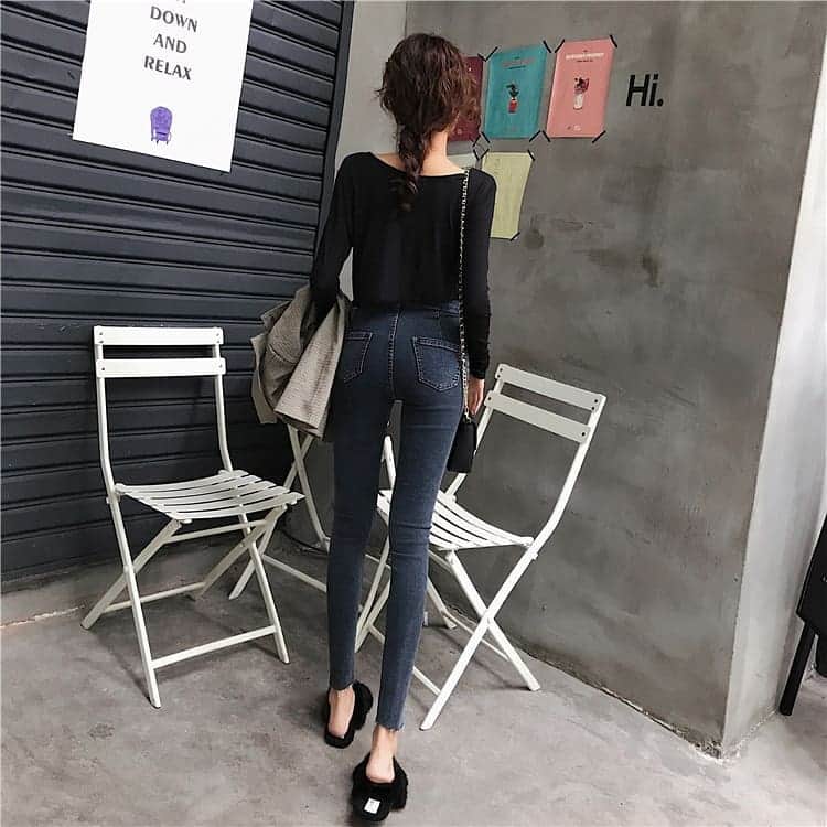 SweetHeart ショップさんのインスタグラム写真 - (SweetHeart ショップInstagram)「ハイウエスト ウエストベルト デニムパンツ SHK271801  商品番号【SHK271801】 【送料込み3560円】  こちらのWEBでこのままご購入いただけますよ。  #ワイドパンツ #ガウチョパンツ #デニム #ワイドデニム  #パンツ #デニムパンツ #ネットショップ#カジュアル#カジュアルコーデ#シンプル#シンプルコーデ#トレンド#ママコーデ#プチプラ#フォロー#買い物 #コーデ#ファッション#韓国ファッション#セレクト#スタイル#しまむら#gu#ジーユー#UNIQLO#ユニクロ#ザラ#ロンハーマン」3月20日 1時14分 - sweetheartstore0711