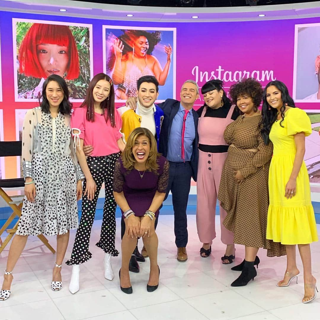 エヴァ・チェンさんのインスタグラム写真 - (エヴァ・チェンInstagram)「IG dream team: @bravoandy @hodakotb @ireneisgood @mannymua733 @gabifresh @rachparcell on the @todayshow for the launch of Instagram Checkout!」3月20日 1時25分 - evachen212