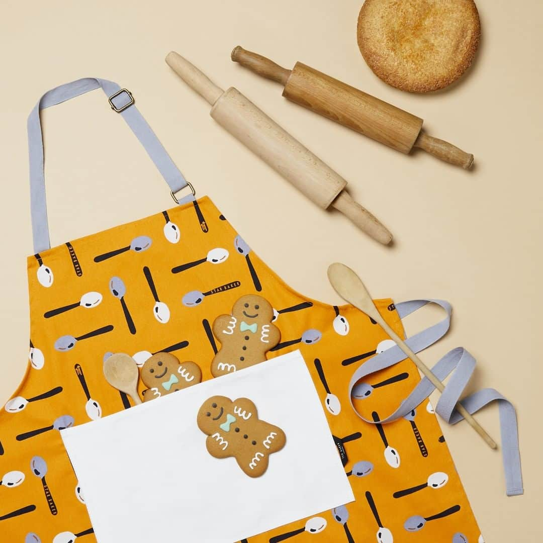 Ted Bakerさんのインスタグラム写真 - (Ted BakerInstagram)「Who else is peckish for another episode of #GBBO? Tune in tonight and bake a difference with Ted’s Star Baker collection, shop via the link in our stories or @StandUp2CancerUK」3月20日 2時06分 - tedbaker