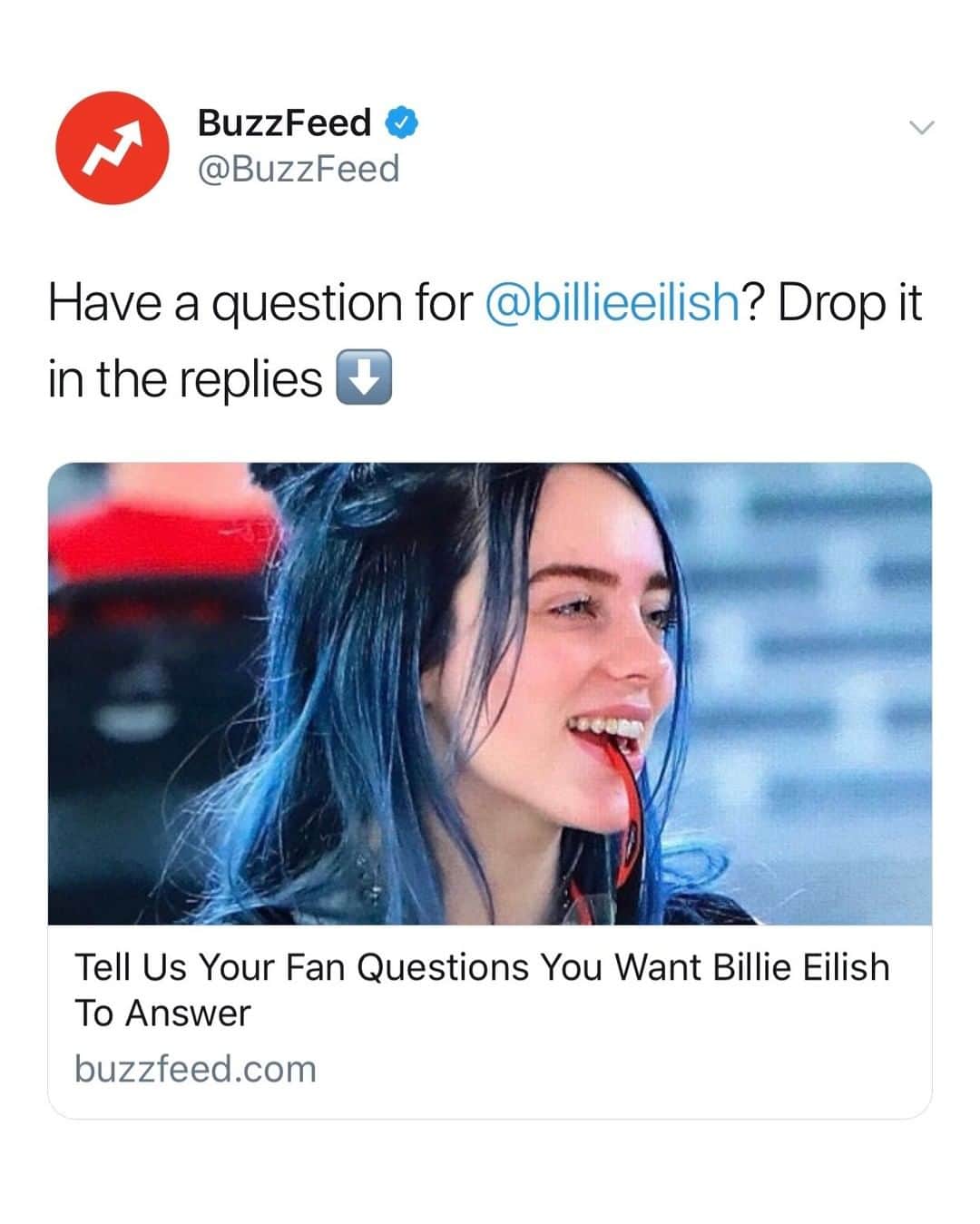 BuzzFeedさんのインスタグラム写真 - (BuzzFeedInstagram)「Have a question for @billieeilish? Drop it in the LINK IN BIO or comment below 👇」3月20日 3時01分 - buzzfeed
