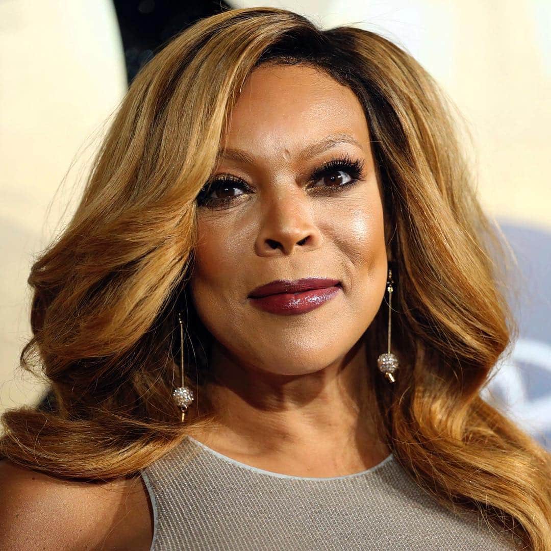 NBC Newsさんのインスタグラム写真 - (NBC NewsInstagram)「#WendyWilliams revealed on her #TV show that she has been living in a sober house as part of her struggle against addiction. Watch her tearful announcement at the link in our bio. . 📷 Omar Vega / @apnews」3月20日 3時12分 - nbcnews