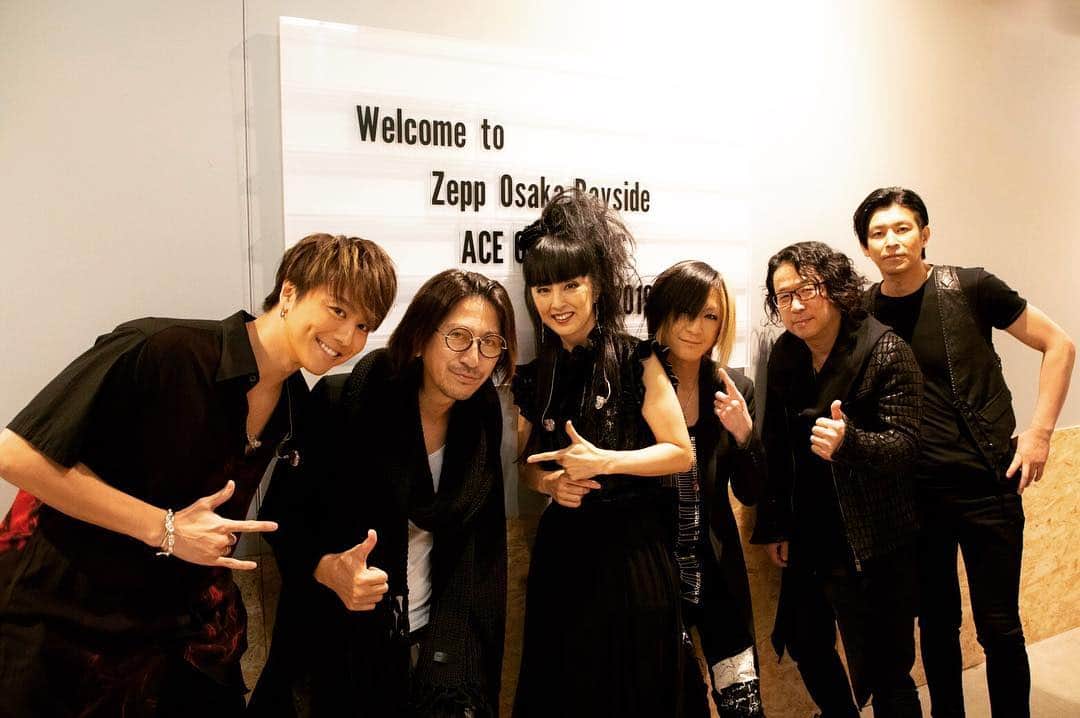 GLAYさんのインスタグラム写真 - (GLAYInstagram)「ACE OF SPADES 1st. TOUR 2019 “4REAL”  #AOS #GLAY #4REAL #HAPPYSWING」3月20日 13時09分 - glay0525_official