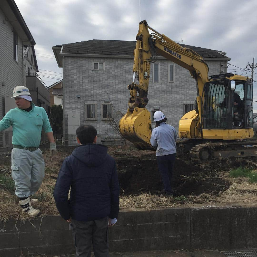 SH-Spaceさんのインスタグラム写真 - (SH-SpaceInstagram)「東京都日野市にて埋蔵文化の調査実施、遺跡は出ませんでした！  ホッ^_^ 覧ください。素敵な室内空間の写真が満載です！#ブルックリン #無垢床 # 古材#リビング #日野市注文住宅 #注文住宅 #マイホーム #新築 #インテリア #住宅 #健康住宅 #家 #建築#工務店 #家づくり#house #マイホーム計画#内覧会#狭山市 #ワイドバルコニー #一戸建て #インダストリアル #ガレージハウス #自由設計 施工事例 設計 住まい#日野市 #東京都」3月20日 13時18分 - sh_space.home