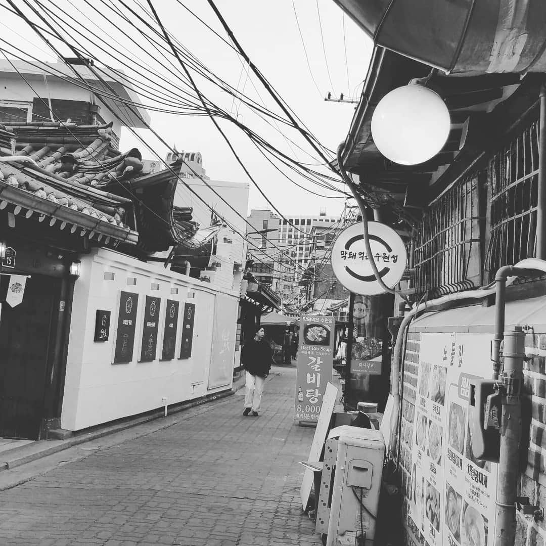 高見こころさんのインスタグラム写真 - (高見こころInstagram)「ソウルで食べ歩き💓 #サムギョプサル #焼肉#スイーツ#linestore #seoulcafe #eatandwalk #불고기」3月20日 14時19分 - cocoro_takami